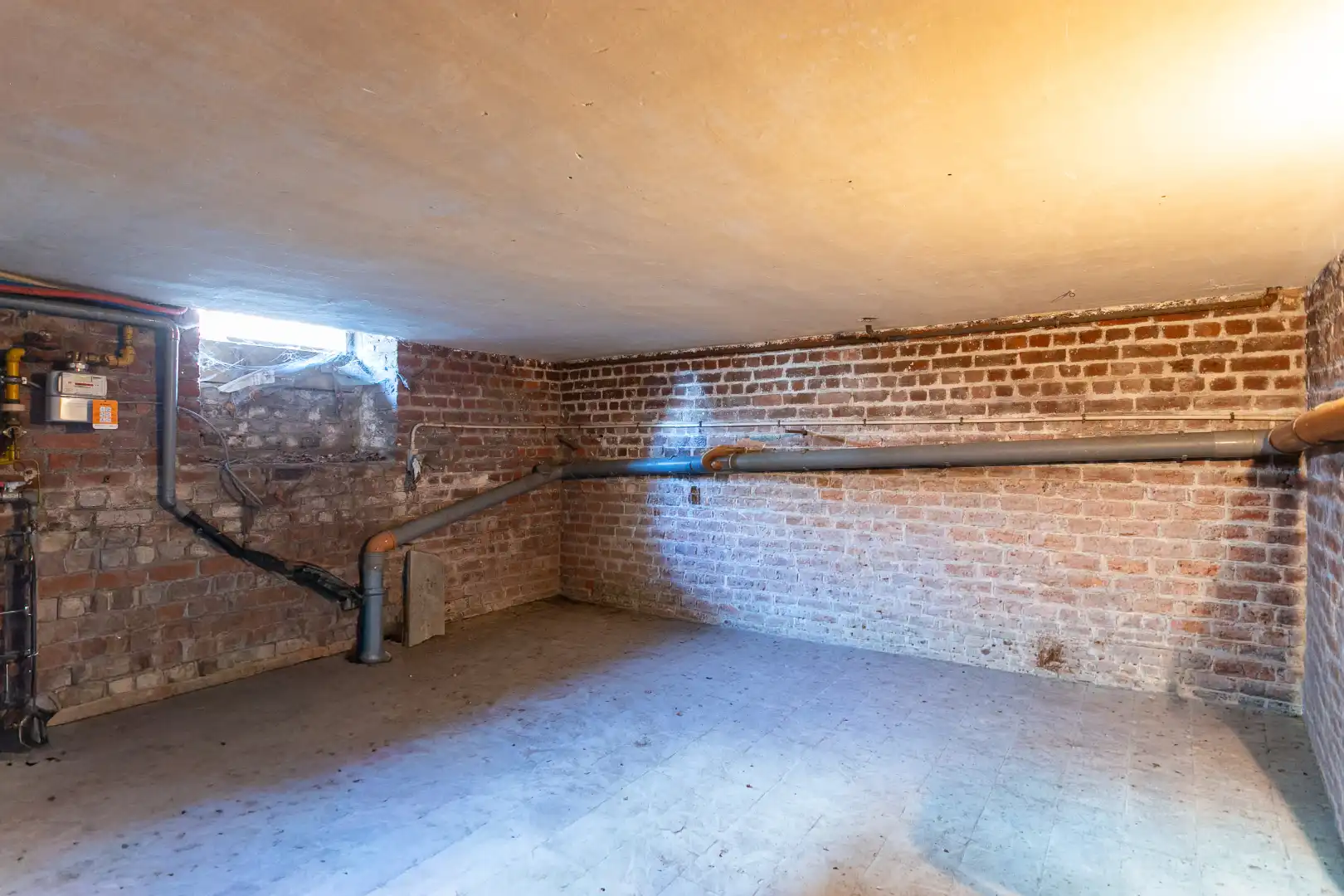 Opbrengsteigendom 3 app. en tuin op een uitstekende locatie in Halle! foto 22