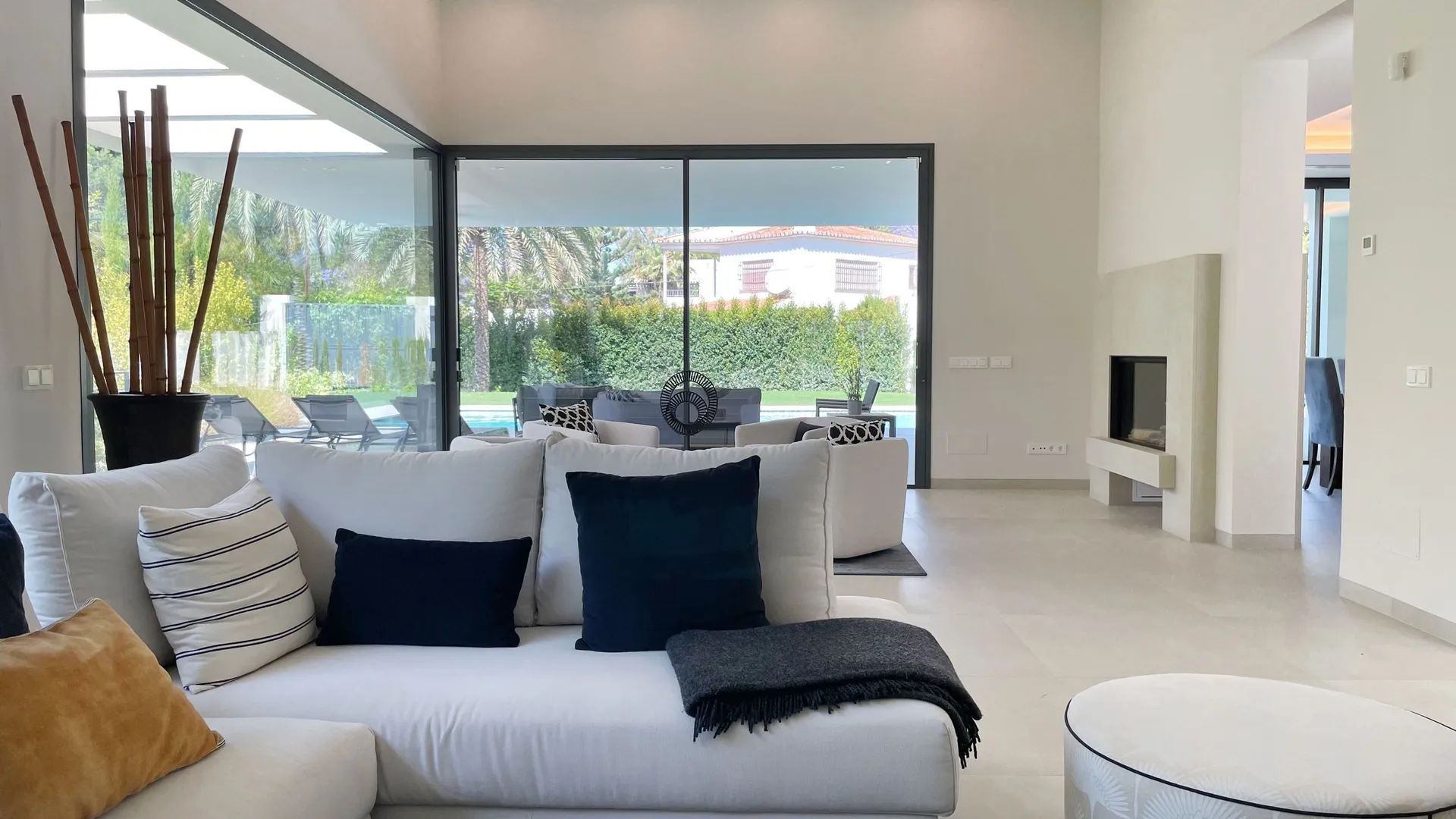 Modern meesterwerk in Nagüeles – waar luxe, ruimte en design samenkomen aan de Golden Mile van Marbella foto 5