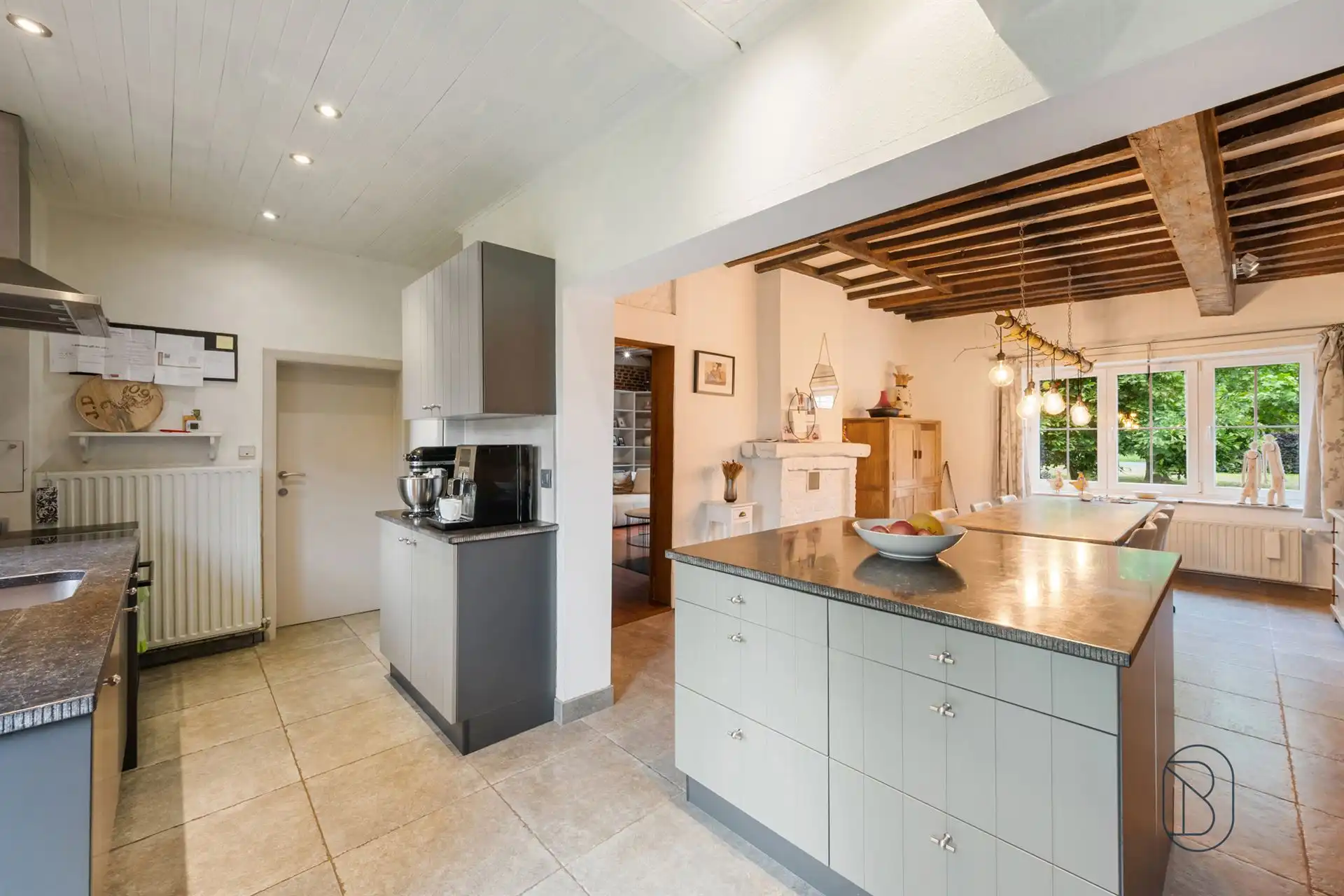 Charmante fermette met schuur op een absolute toplocatie foto 12