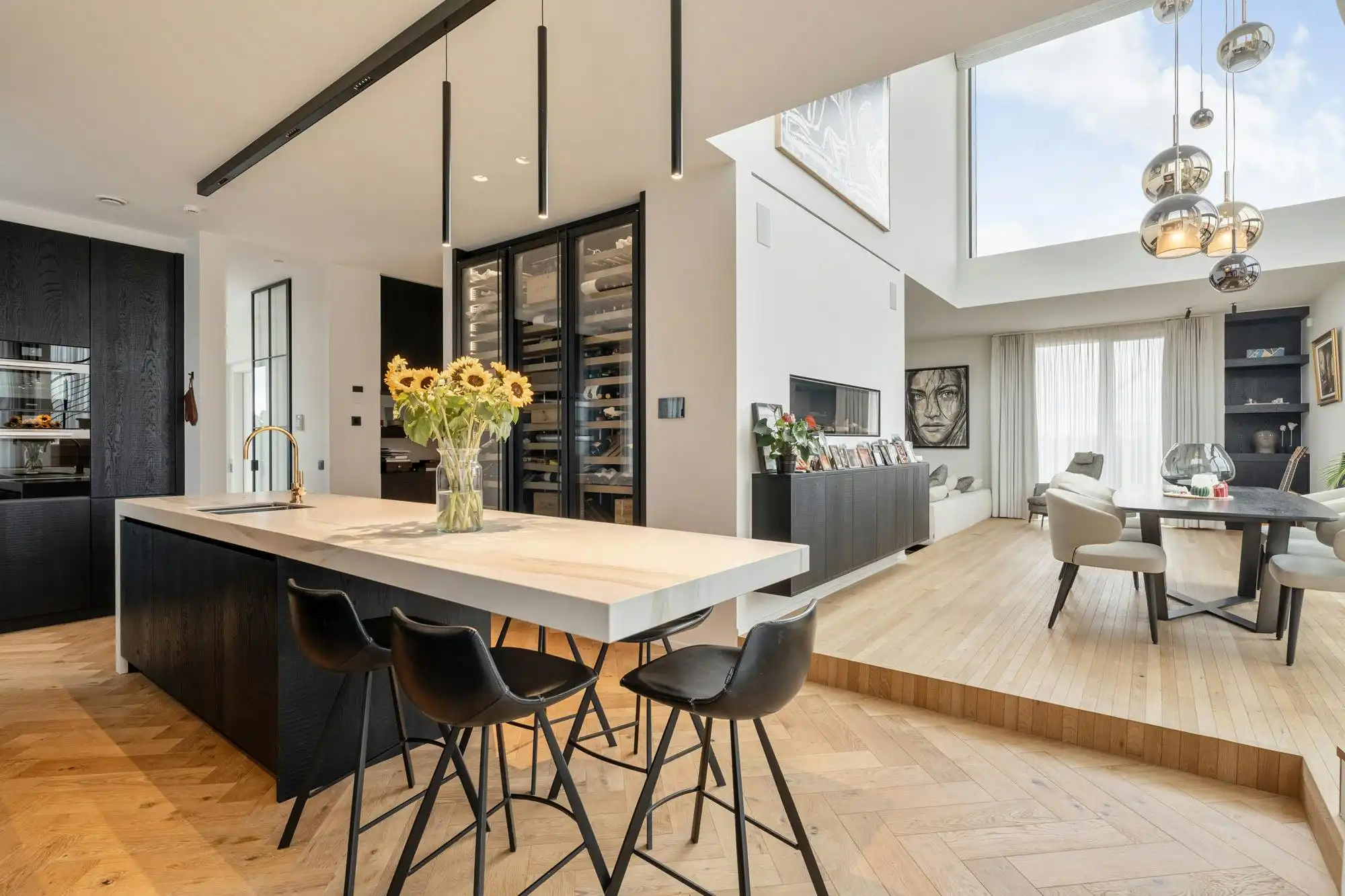 Penthouse L’estrade: uitzonderlijk wonen boven Hasselt foto {{pictureIndex}}