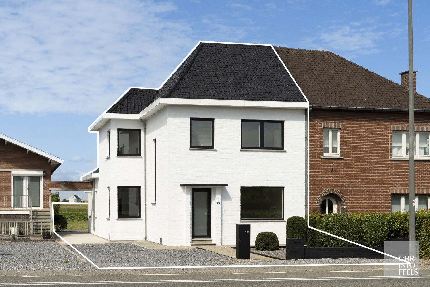 Gerenoveerde gezinswoning met tuin, op 5 min van Maastricht! foto {{pictureIndex}}