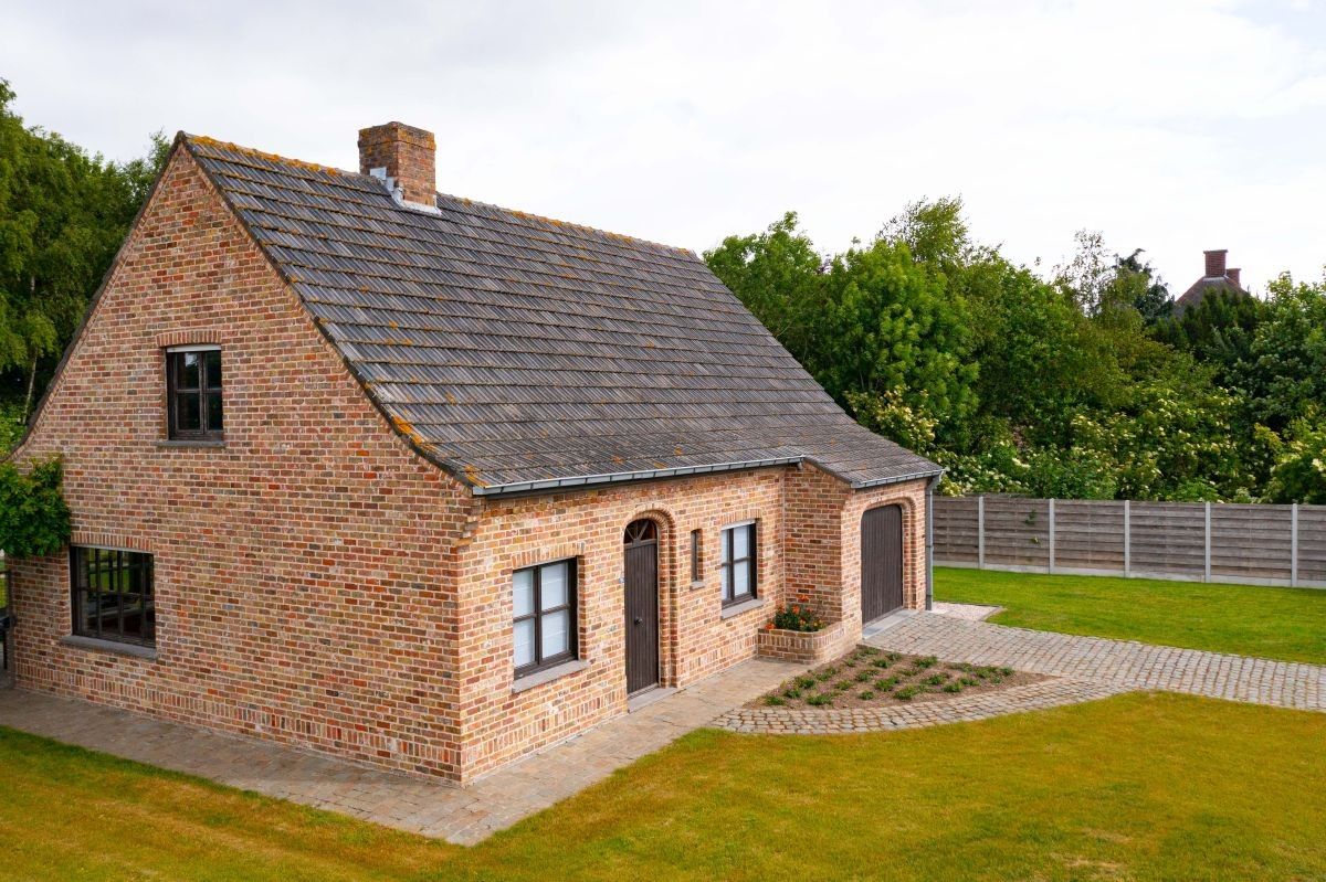 Hoevetje met residentiële woning en stallen te koop op 1 ha te Staden en Hooglede foto 3