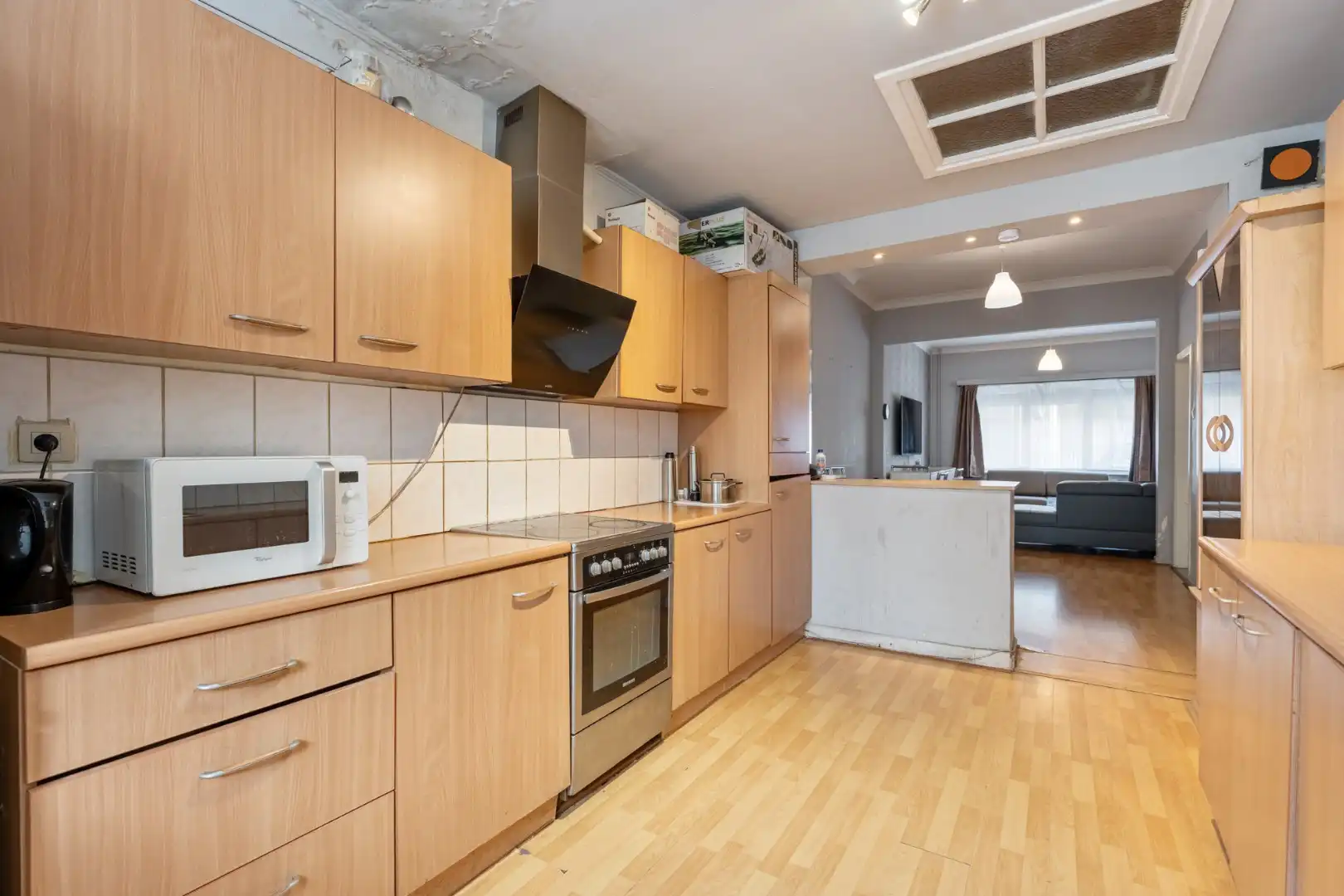 Deels gerenoveerde woning met stadstuin, 3 slpk, 2a60ca, tussen de kleine en grote ring  foto 7