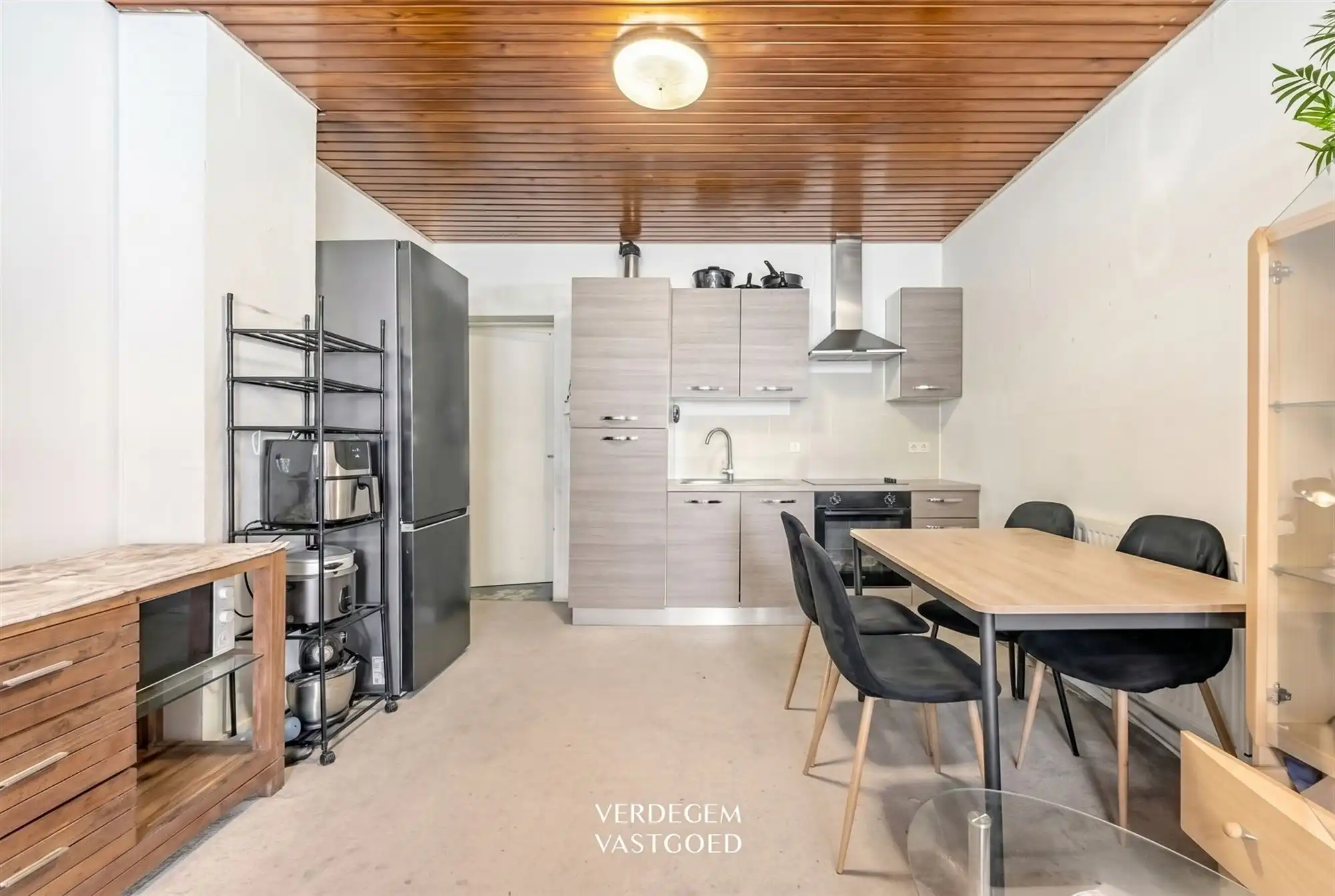 Opbrengsteigendom met 4 appartementen, verder af te werken foto 17