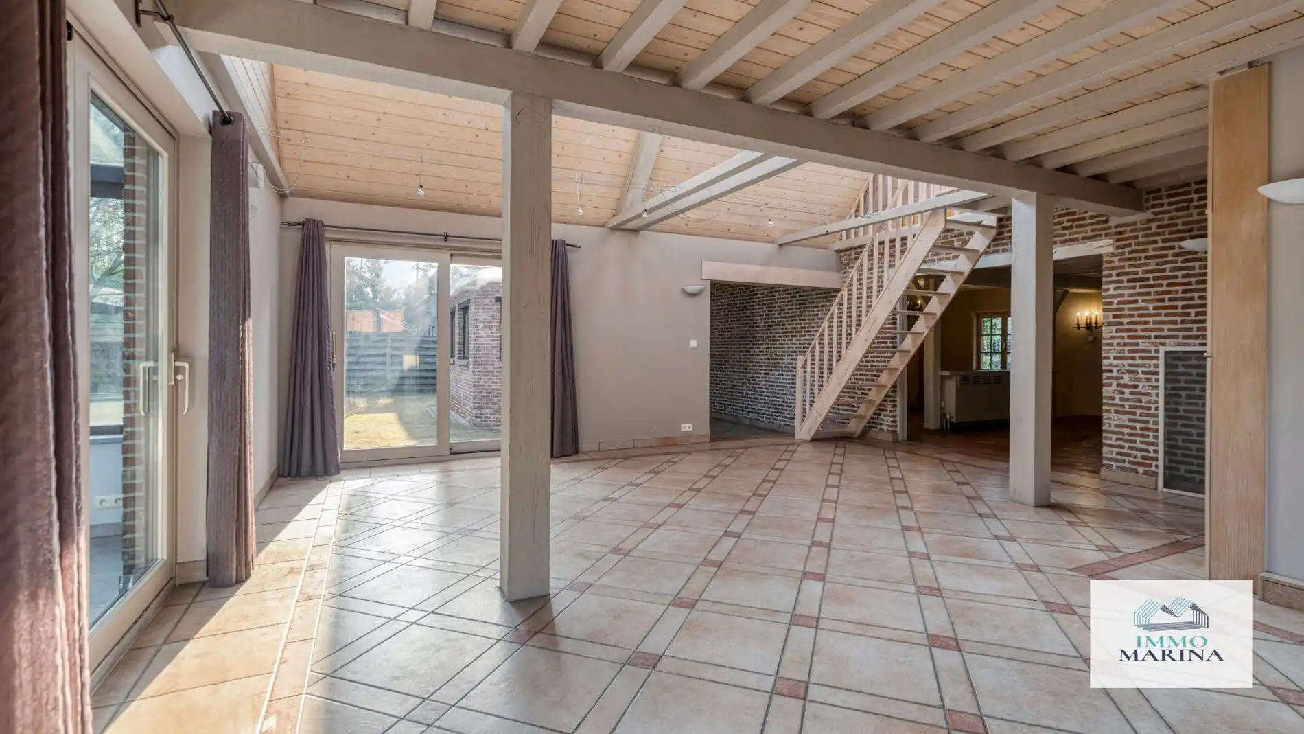 Unieke open bebouwing met 5 slpk op 15 are foto 8