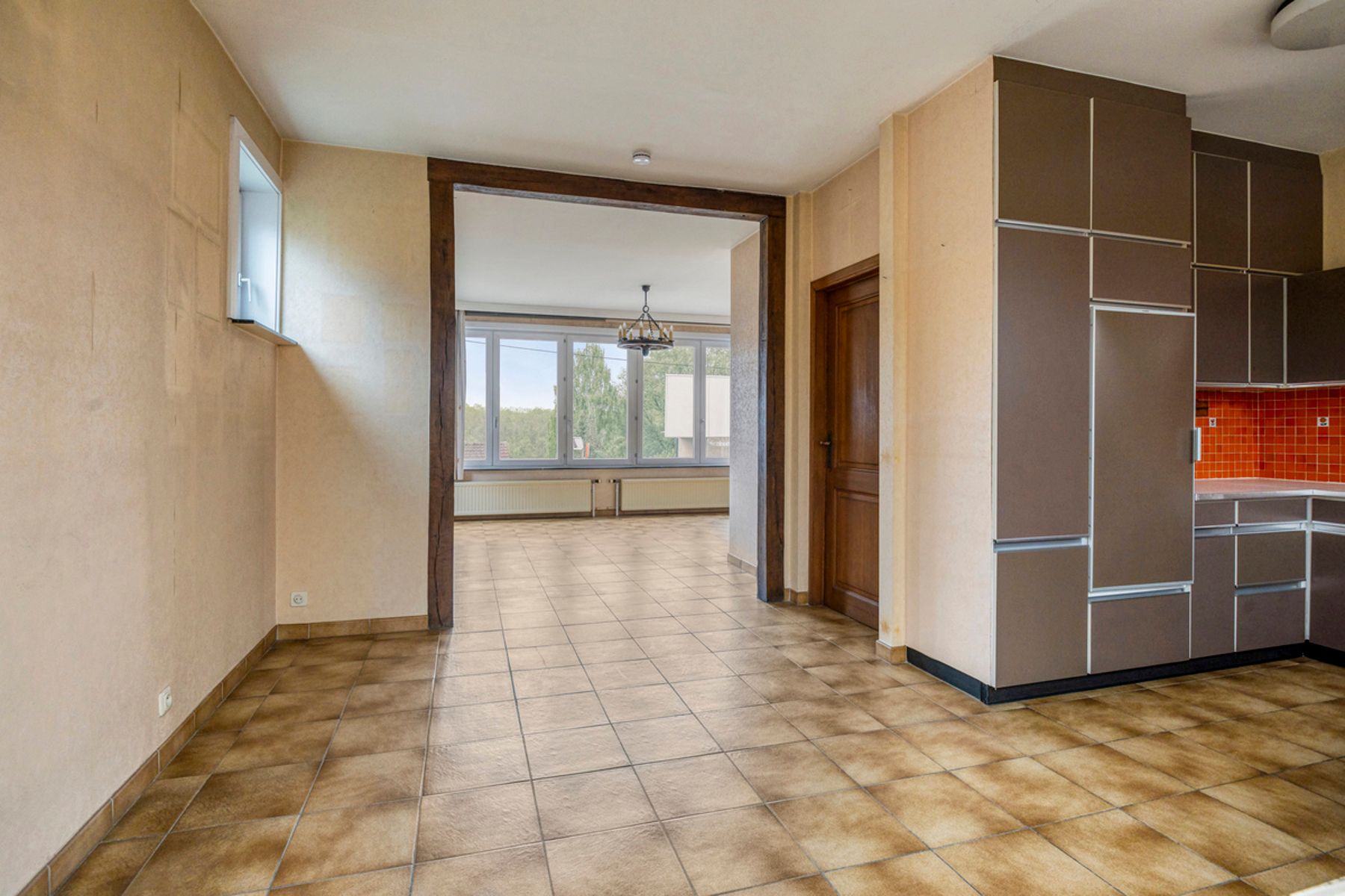 OPTIE Bel-etage woning met 4 slaapkamers, garage en tuin foto 10