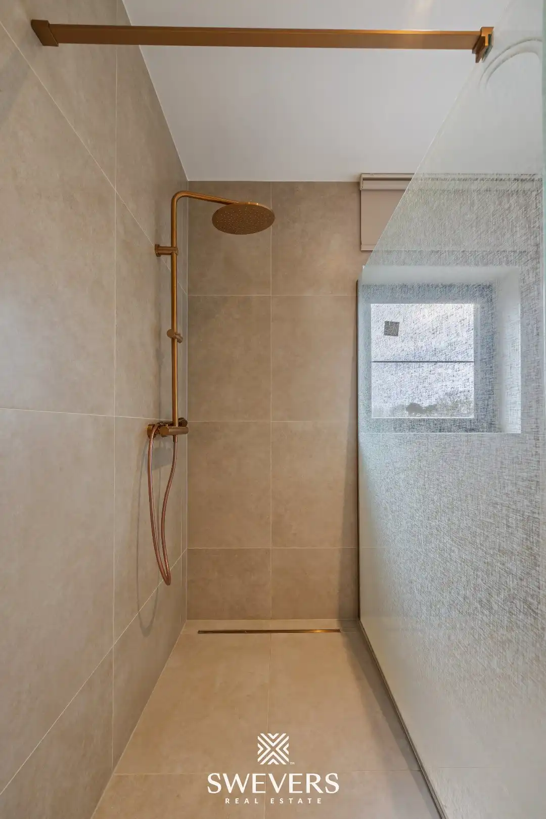 Stijlvol wonen in een rustige wijk met EPC -15 en mogelijkheid tot 2% registratie foto 28