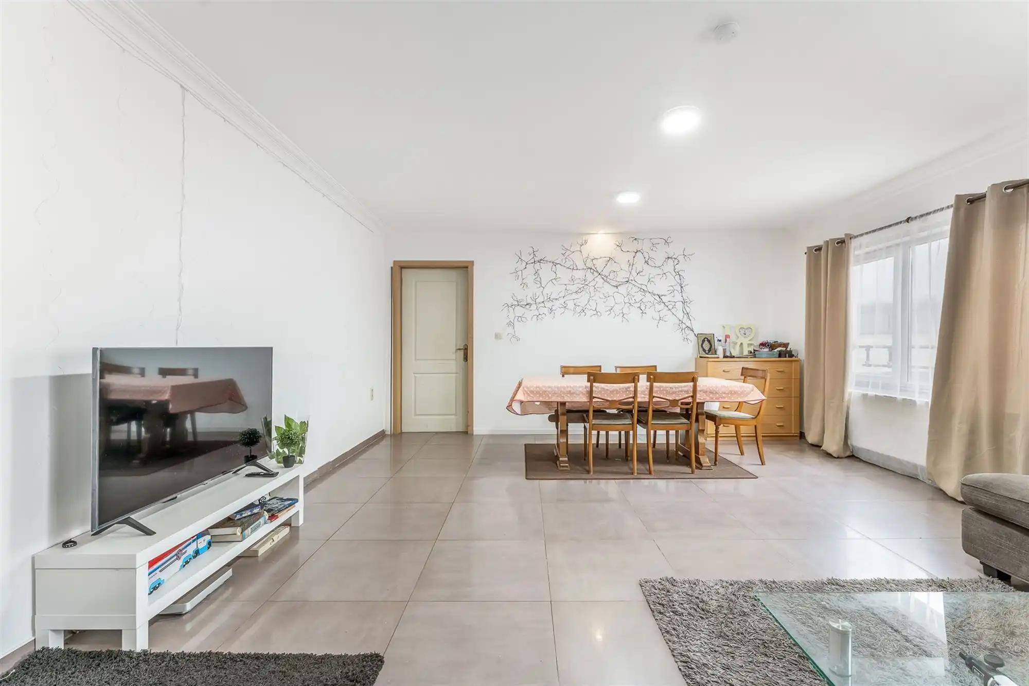 HANDELSHUIS MET RUIM HANDELSPAND EN 2 WOONENTITEITEN OP PERCEEL VAN 9A68CA TE KOERSEL foto 20