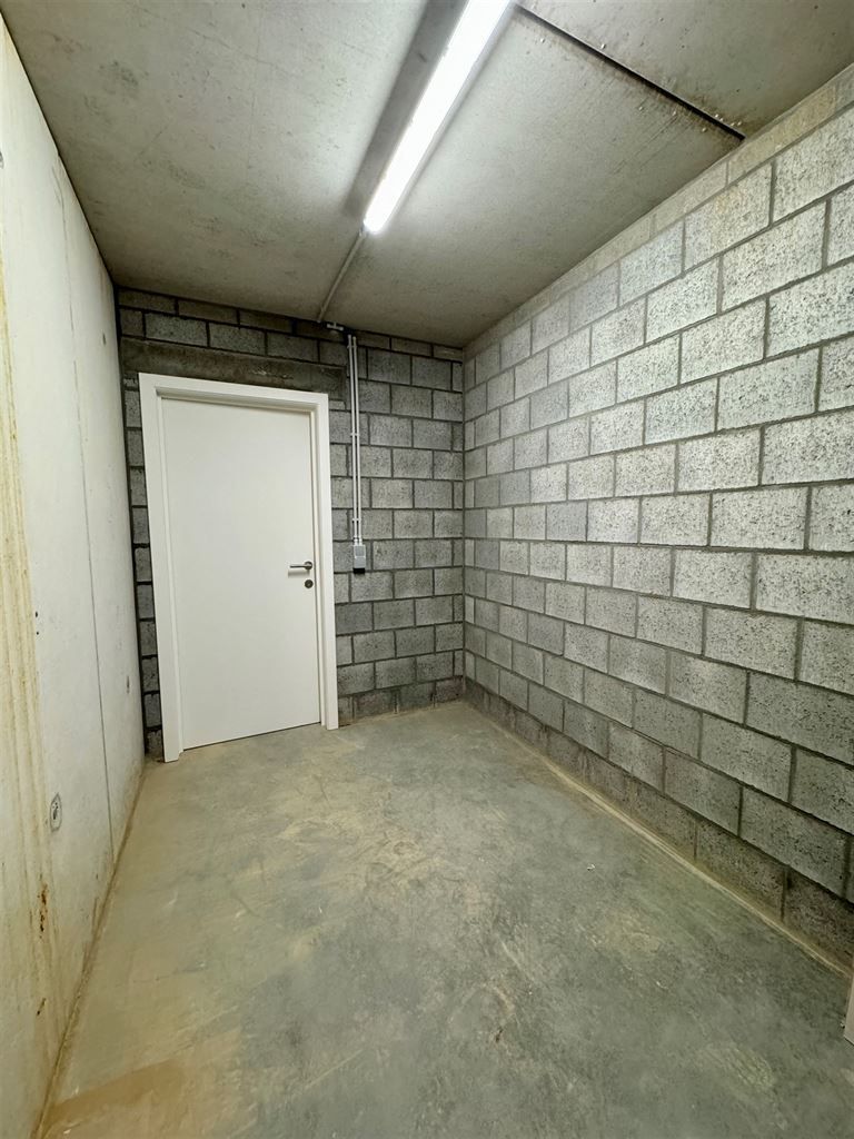 Luxe BEN-loft op de tweede verdieping met 3 slaapkamers en zeer ruim terras, gelegen nabij het centrum van Maaseik. foto 13