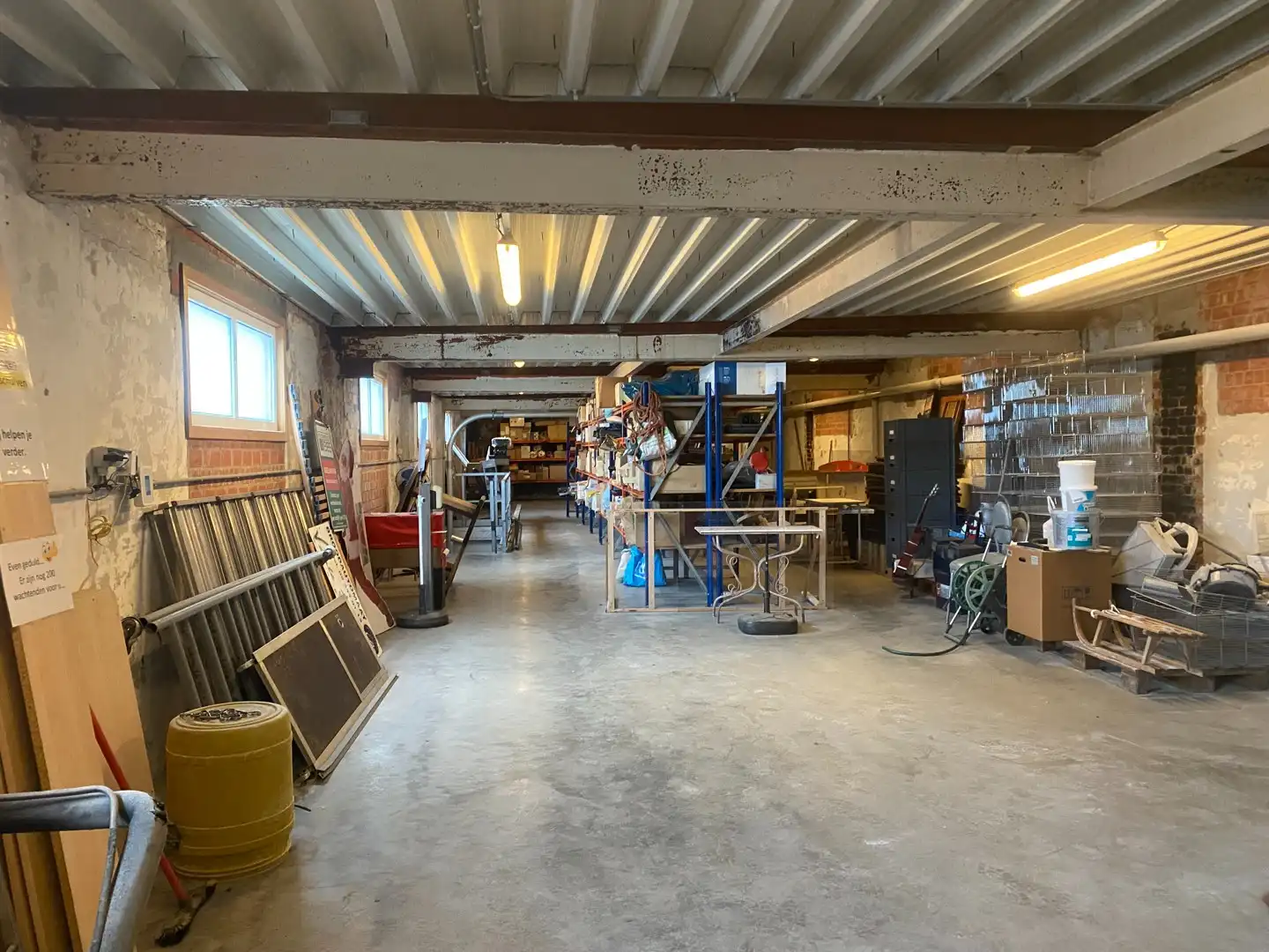 Knap handelspand, dienstig als succesvolle bakkerij, met ruime woonst en magazijn foto 10