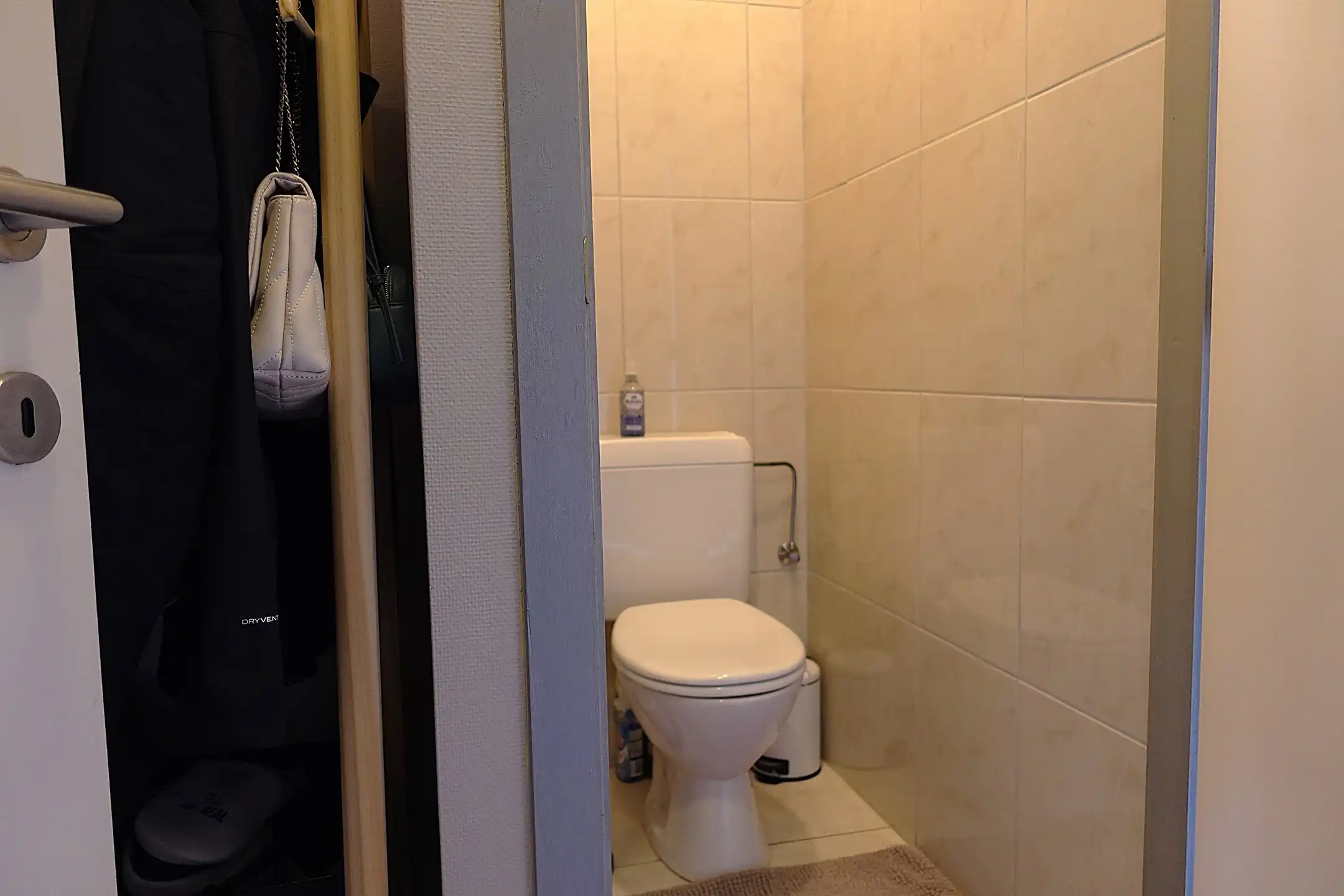 Instapklaar 1- slpk app met ruim terras in centrum Gierle foto 14