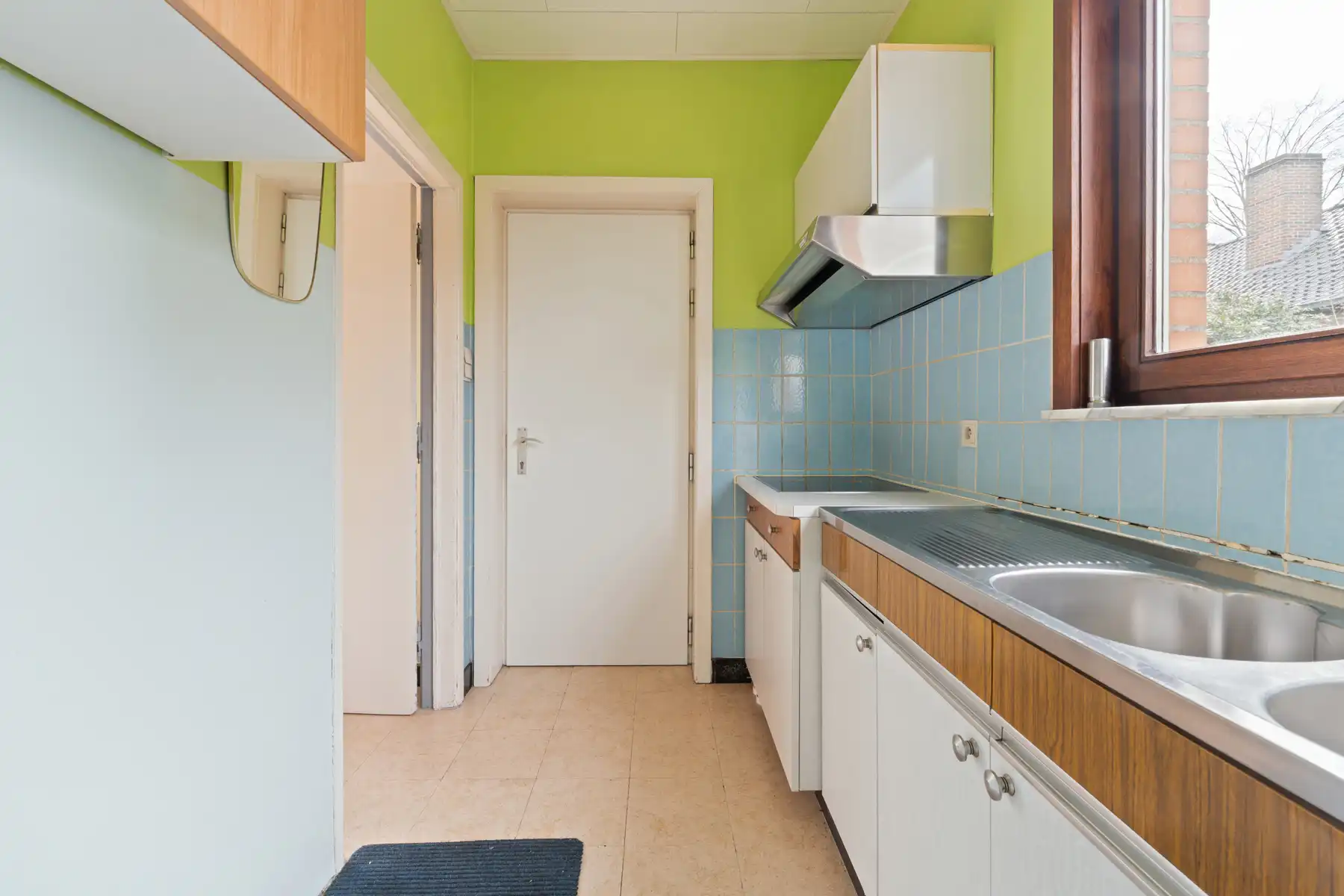 Gezellige woning met potentieel op 985 m² foto 8