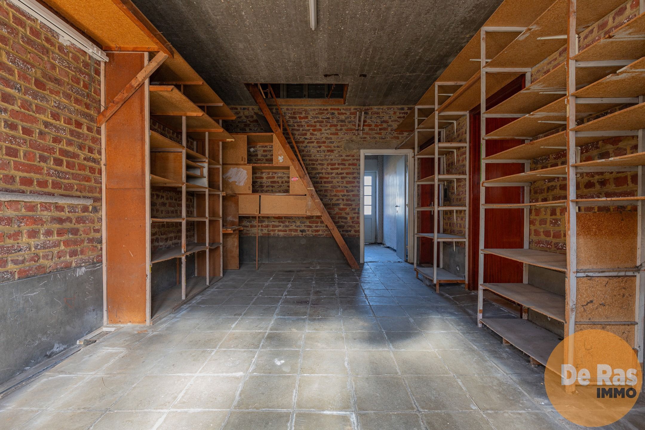 NIEUWERKERKEN - Renovatiewoning 4 slpks - garage & tuin foto 9