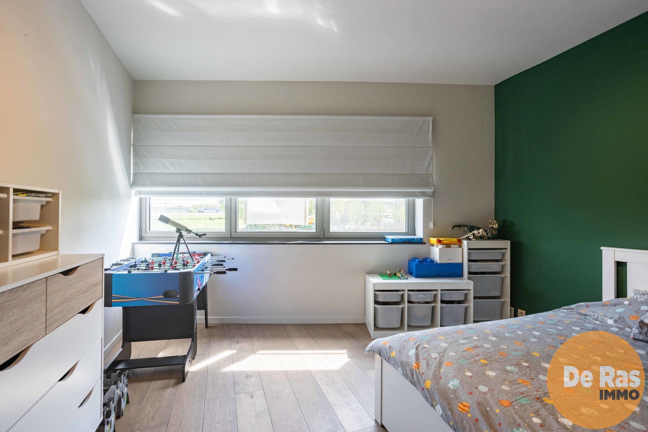 HERZELE - Recente gesloten bebouwing op een centrale ligging foto 12