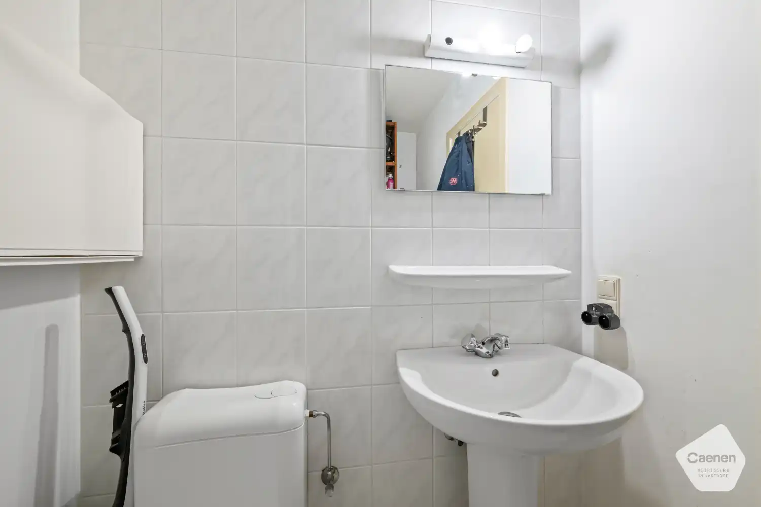 Moderne instapklare studio met prachtig frontaal zicht op zee foto 8