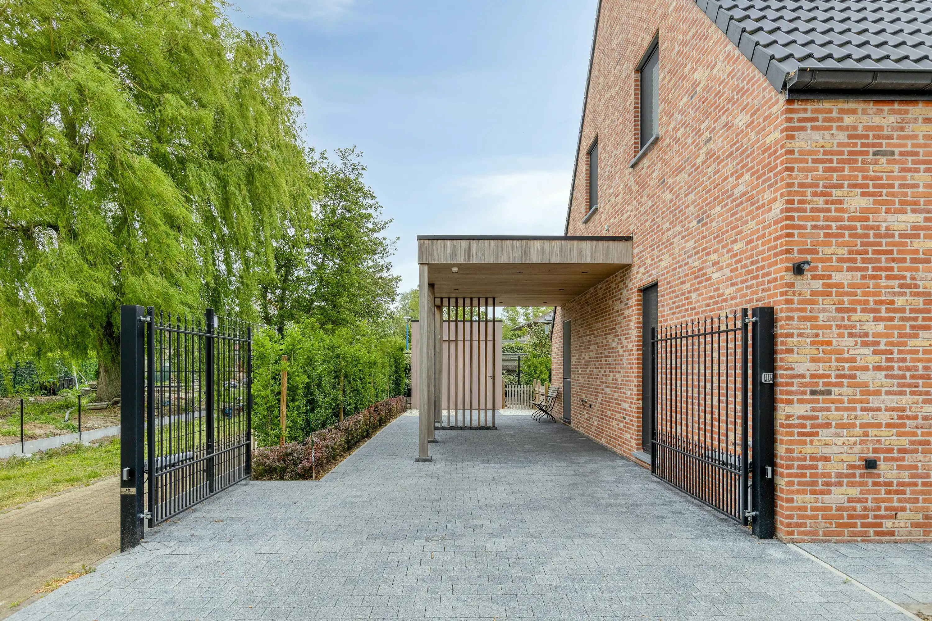 Perfect afgewerkte villa (2023) op rustige ligging foto 26