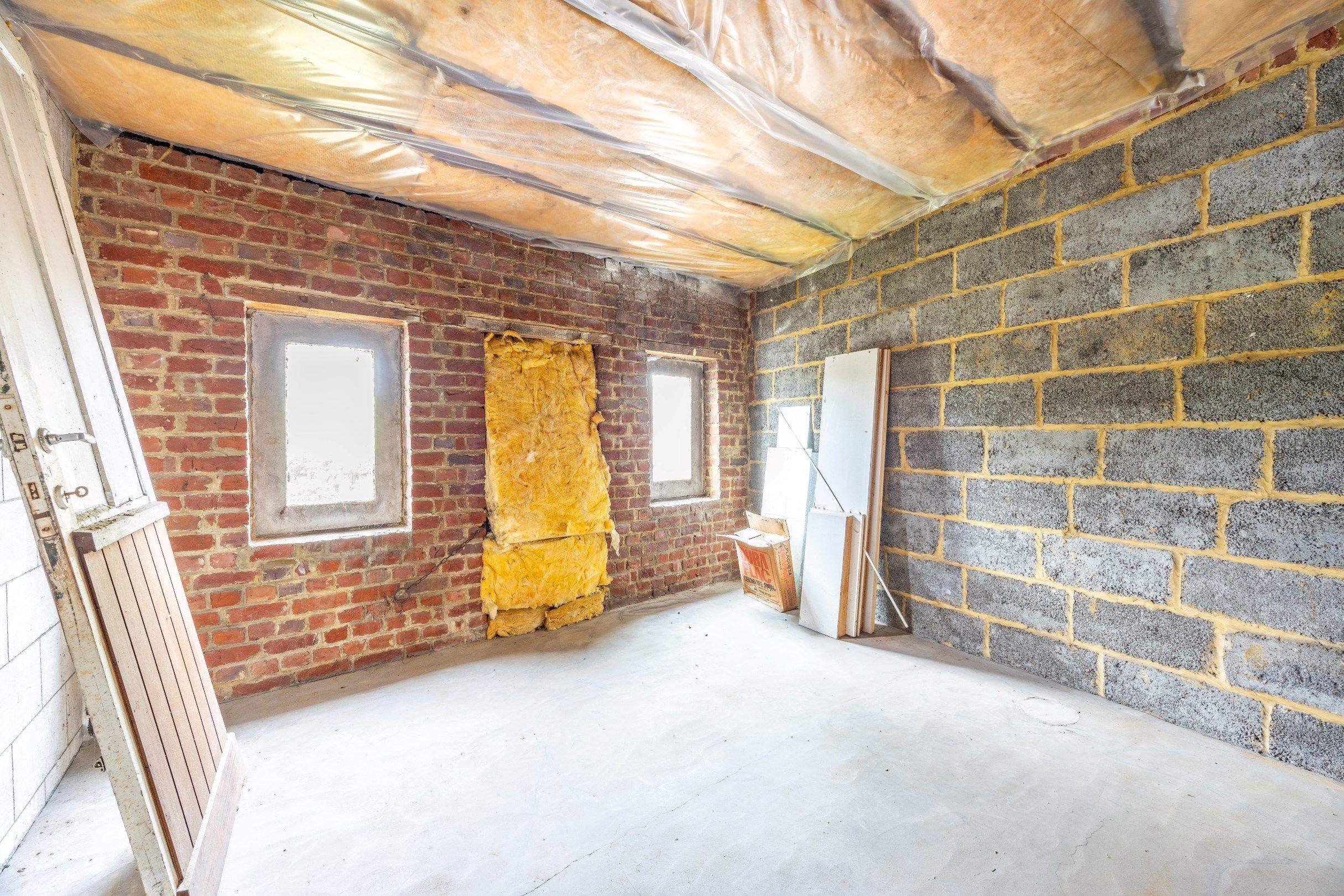 TE RENOVEREN WONING MET TUIN EN GARAGE foto 23