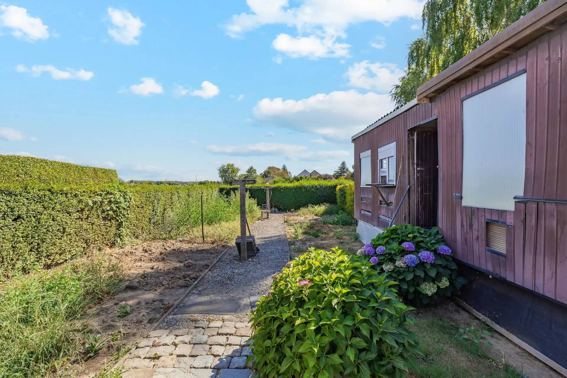 Statige woning met 3 slks, zuidgerichte tuin en veel parkeermogelijkheid foto 23