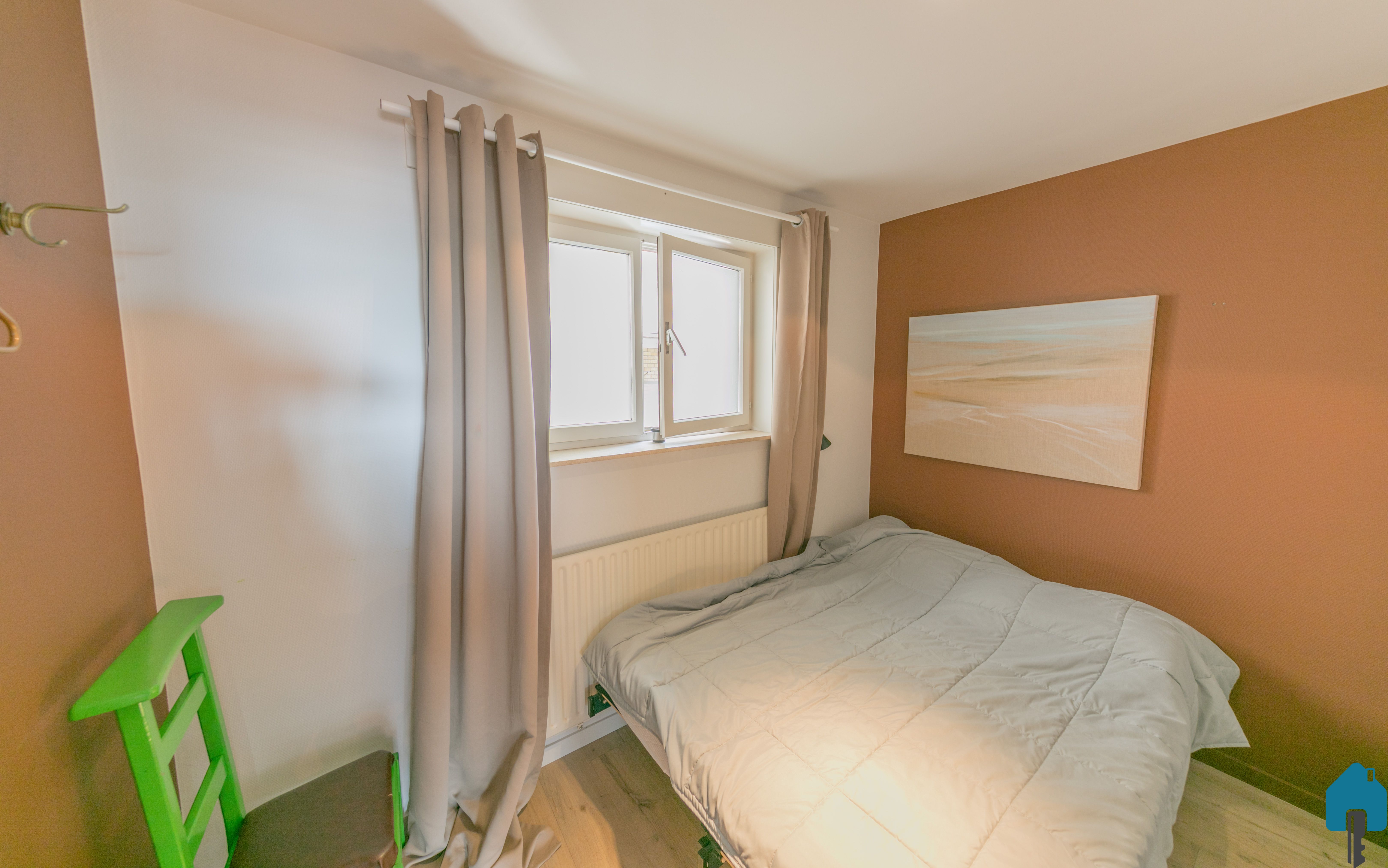 Lichtrijke gerenoveerde 1-slaapkamerappartement - uitstekend gelegen foto 8