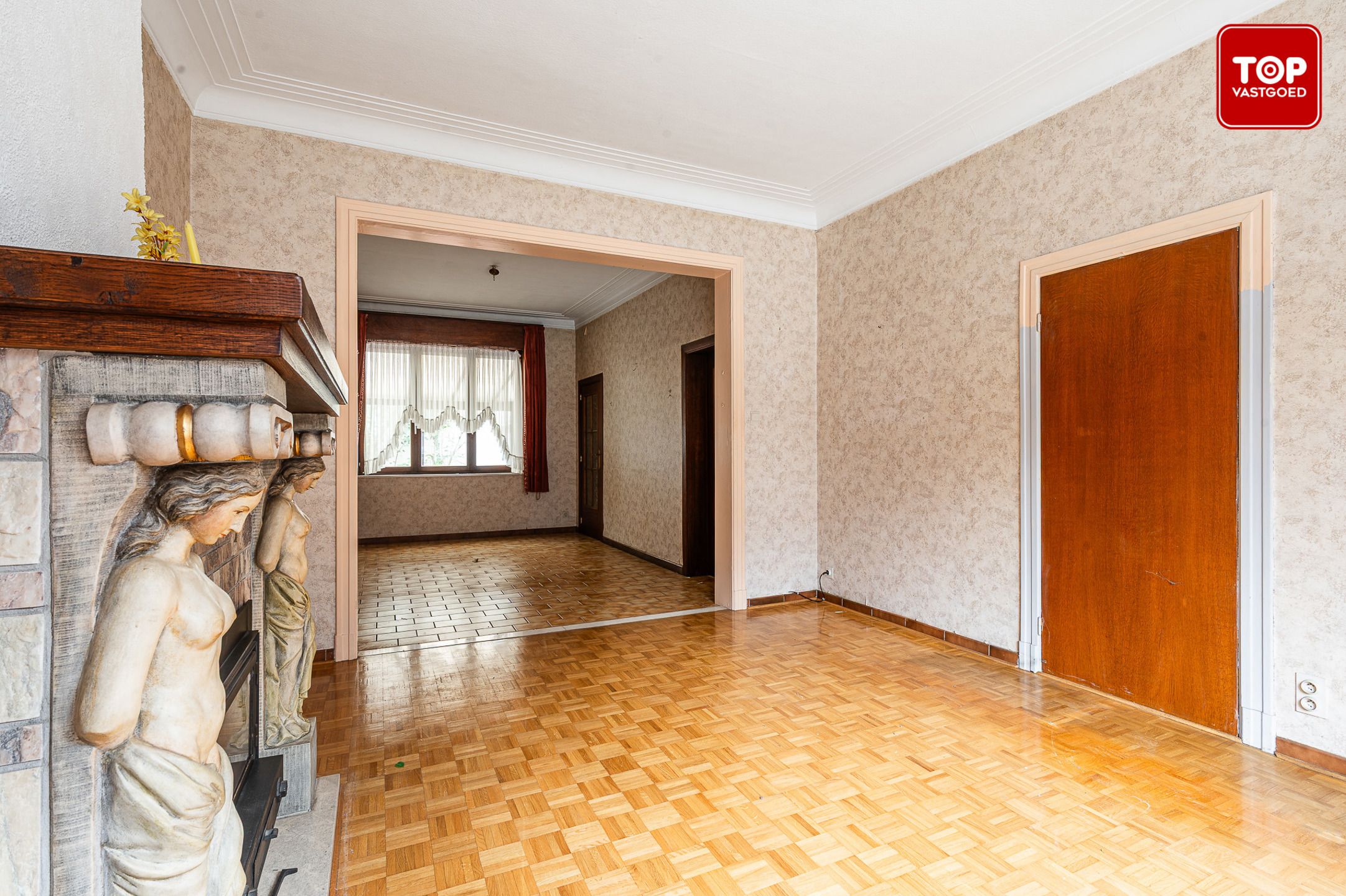 Ruime te renoveren woning met 6 slaapkamers te koop in Gent foto 4