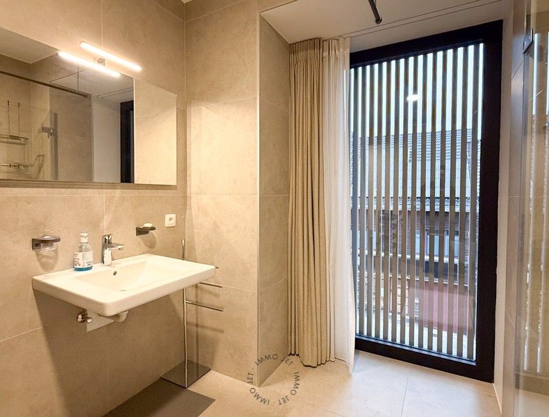 Centraal gelegen en instapklaar appartement met 1 slaapkamer foto 5