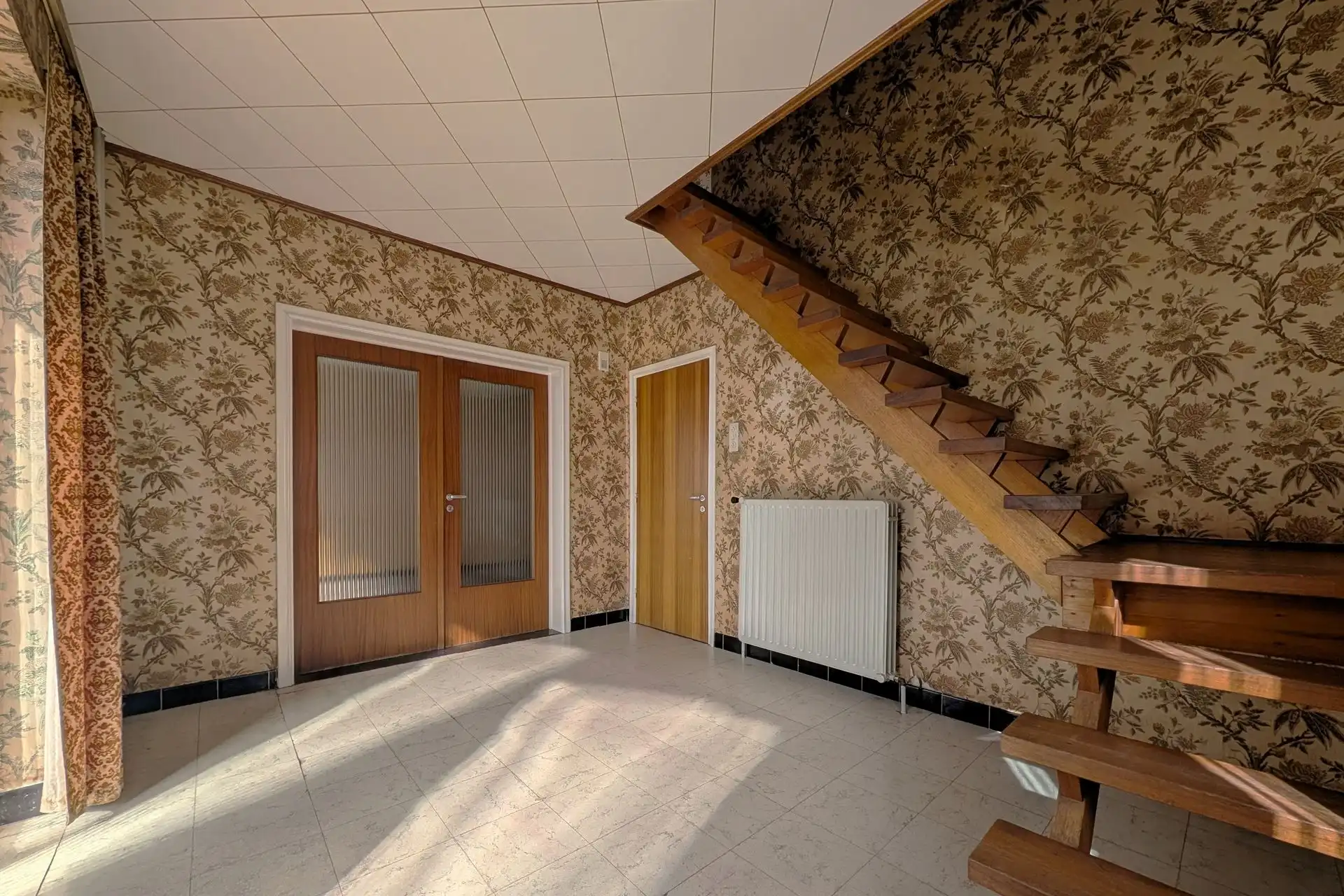 Op te frissen woning met 4 slpk. in rustige woonwijk te Rekem (Lanaken)  foto 3