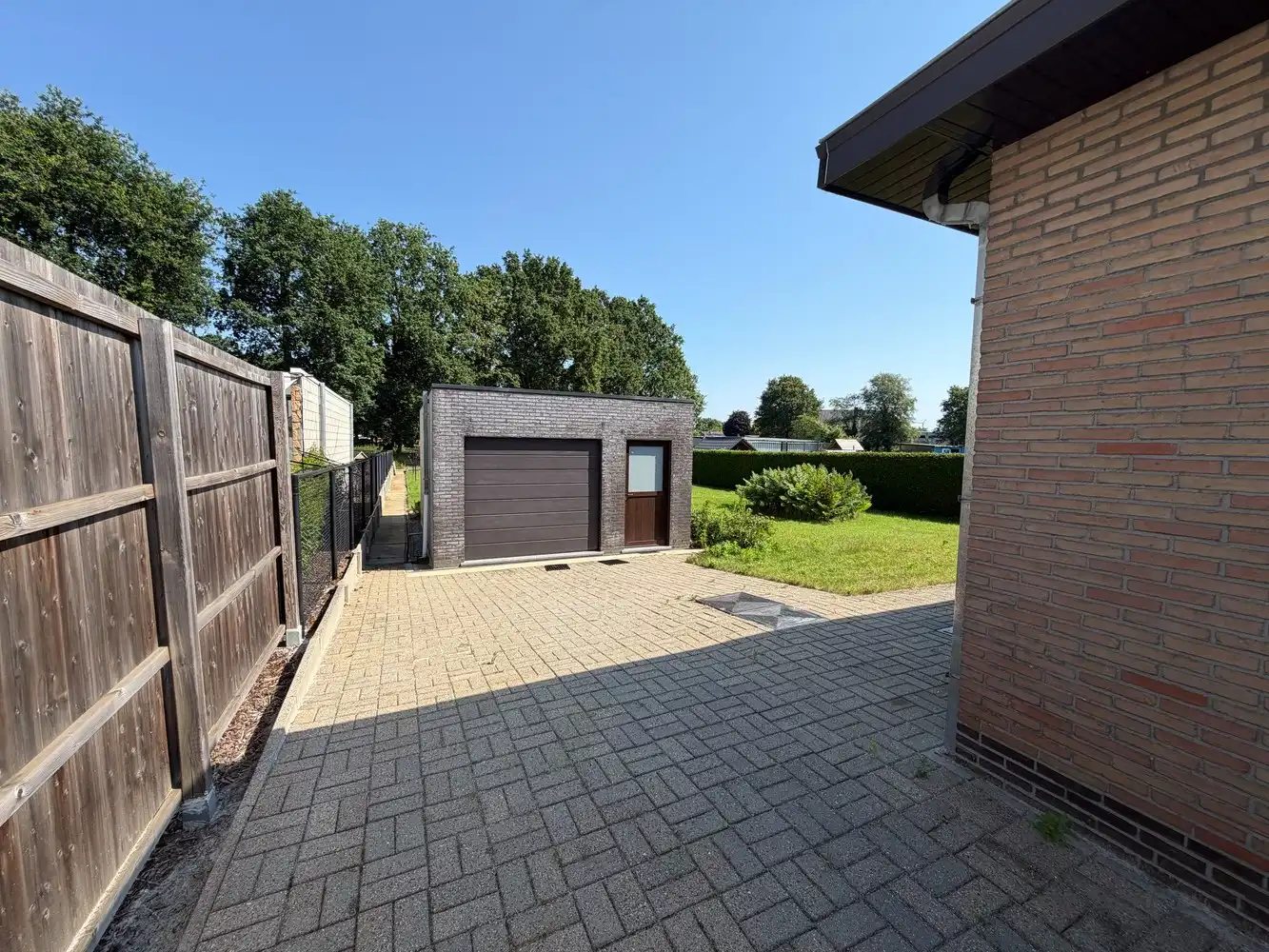 Vrijstaande gezinswoning met royale tuin op toplocatie nabij De Wijers te Zonhoven foto 13