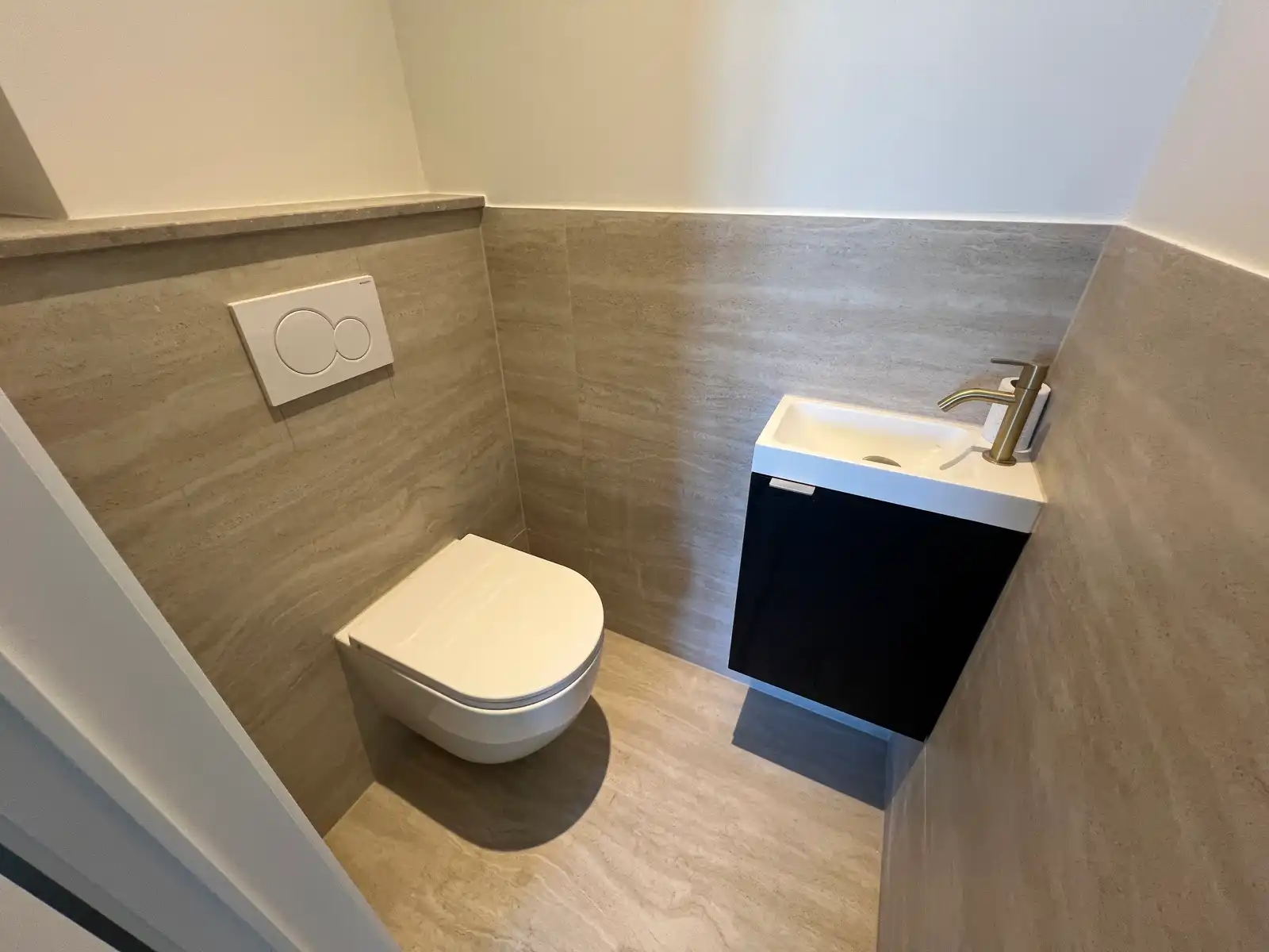Luxueus app (131m²) met 2 slpk + bureau, terras en garagebox foto 12