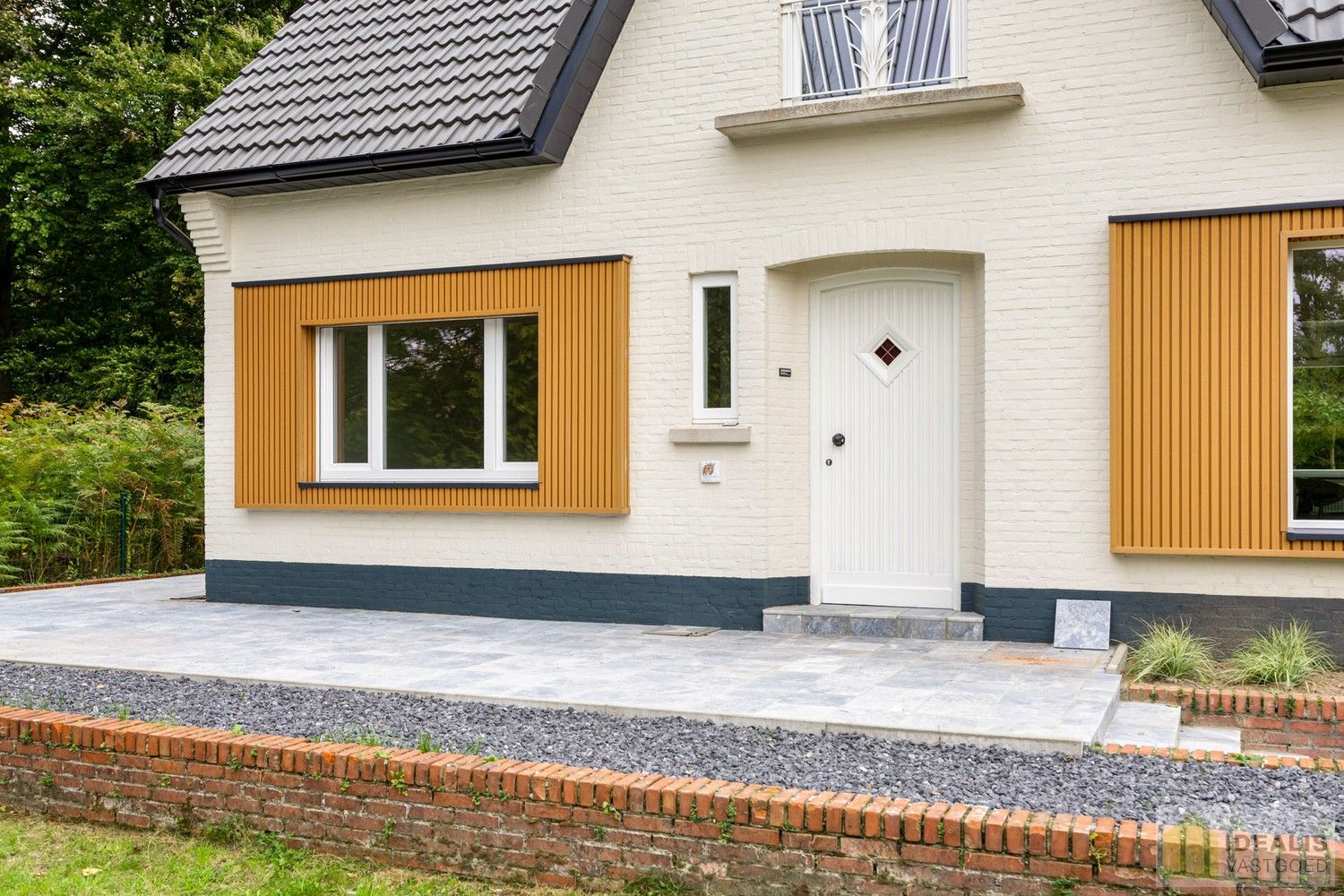 PRACHTIG GELEGEN EN INSTAPKLARE VILLA IN NIEUWBOUWSTAAT! foto 3