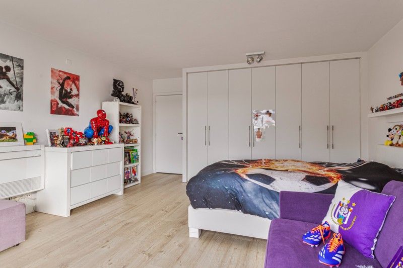 Op en top gerenoveerde bel-etage woning mét magazijn TE KOOP nabij hartje Wakken! foto 14