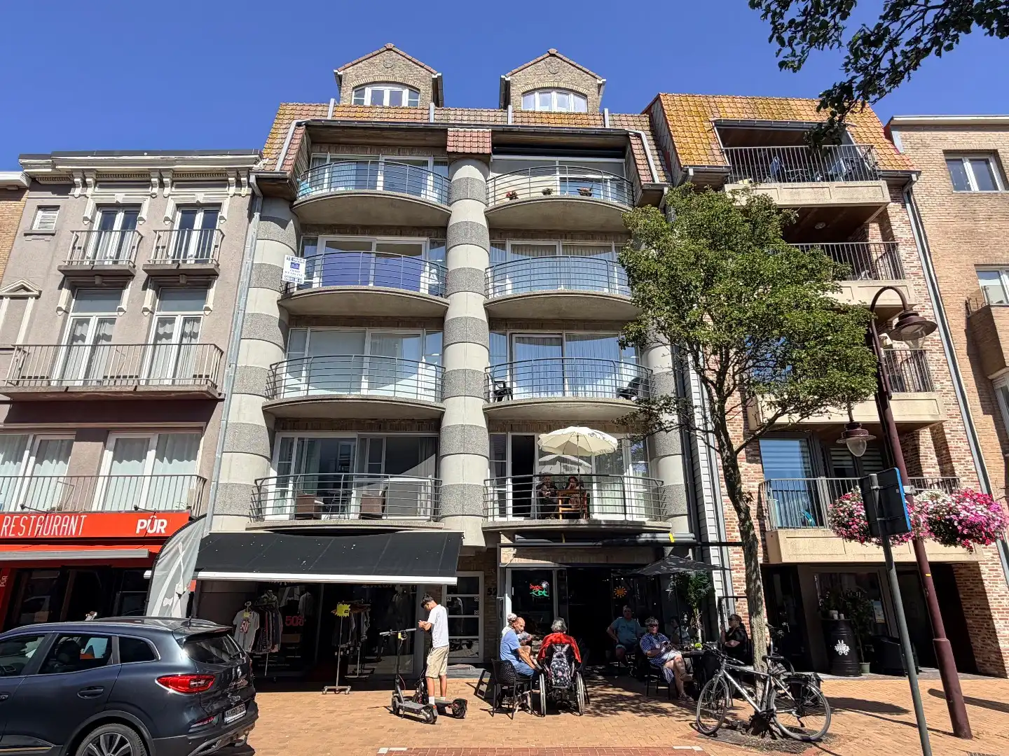 Zuidgericht appartement met mooi terras foto {{pictureIndex}}