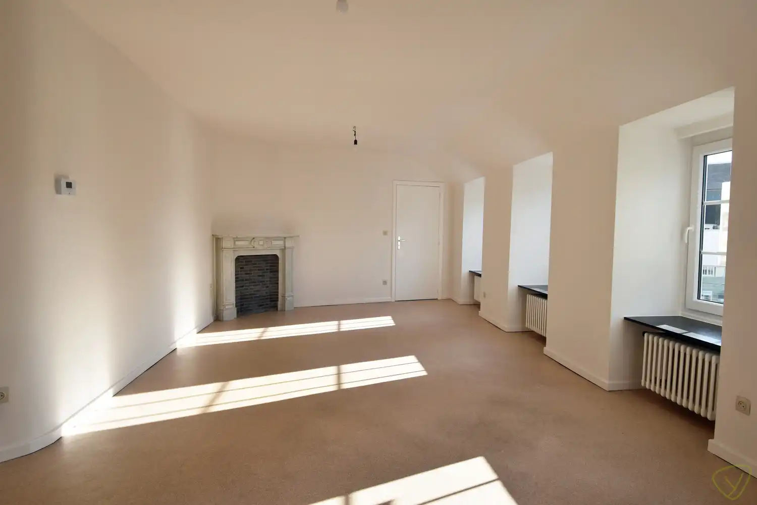 Ruim dakappartement te huur vlak bij het centrum van Eeklo foto 15