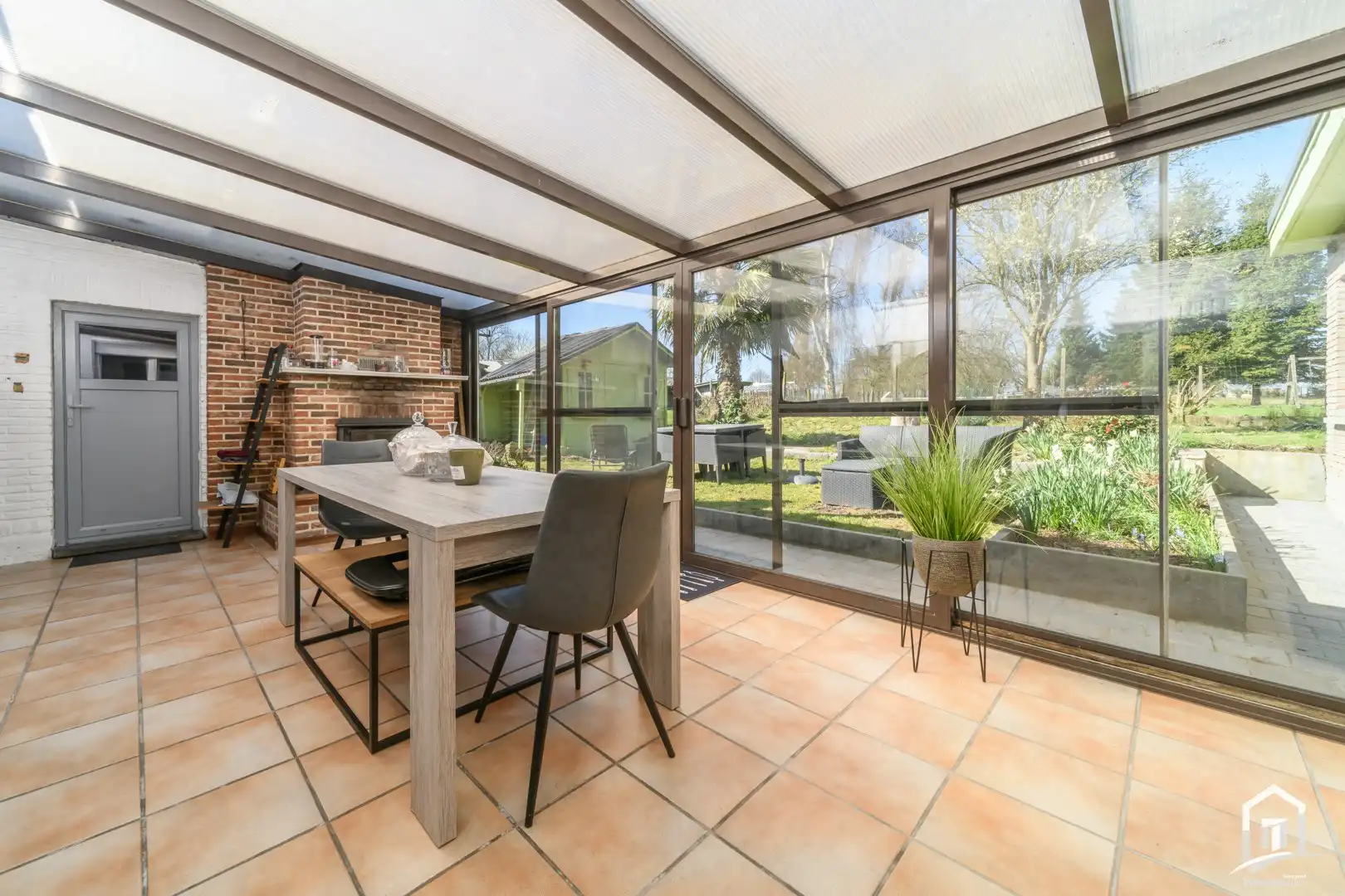 Gerenoveerde woning met 3 slaapkamers, garage en tuin in Kerksken foto 8