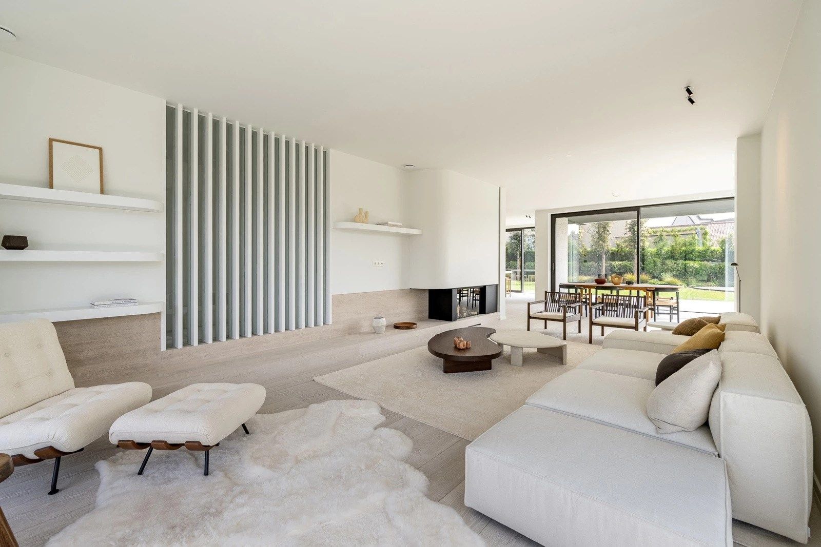 Prachtige nieuwbouwvilla met hoogwaardige afwerking in een residentiële wijk te Knokke foto 2