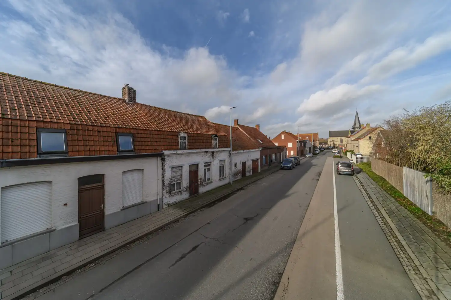 KROMBEKE: Afbraakpand op 730m² grondoppervlakte met goedgekeurde verkaveling voor 3 bouwloten, georiënteerd naar de avondzon. foto 5