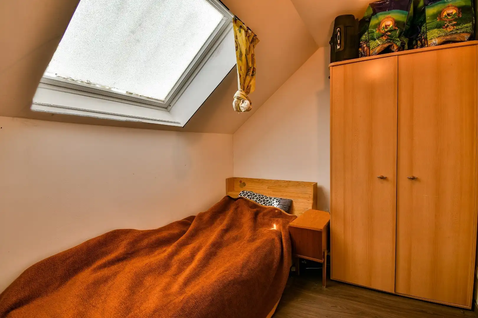 Energiezuinige woning met vier slaapkamers in centrum Roeselare! foto 10