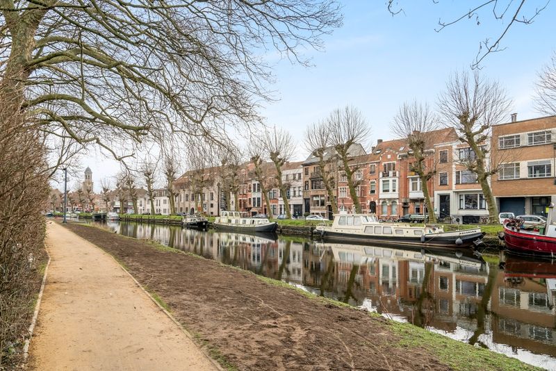 Vernieuwd appartement - zicht op de Durme!!! foto 3