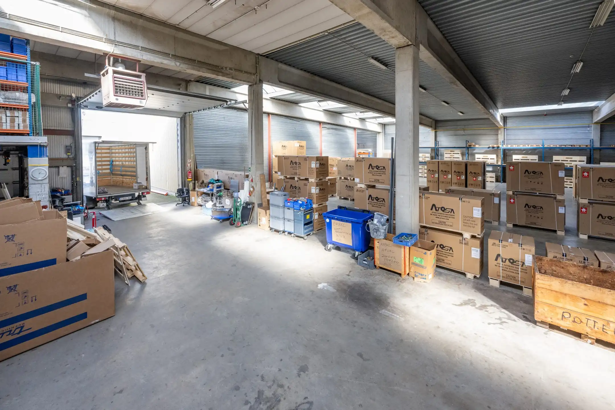 TE HUUR Bedrijfsgebouw te Wilrijk foto 13