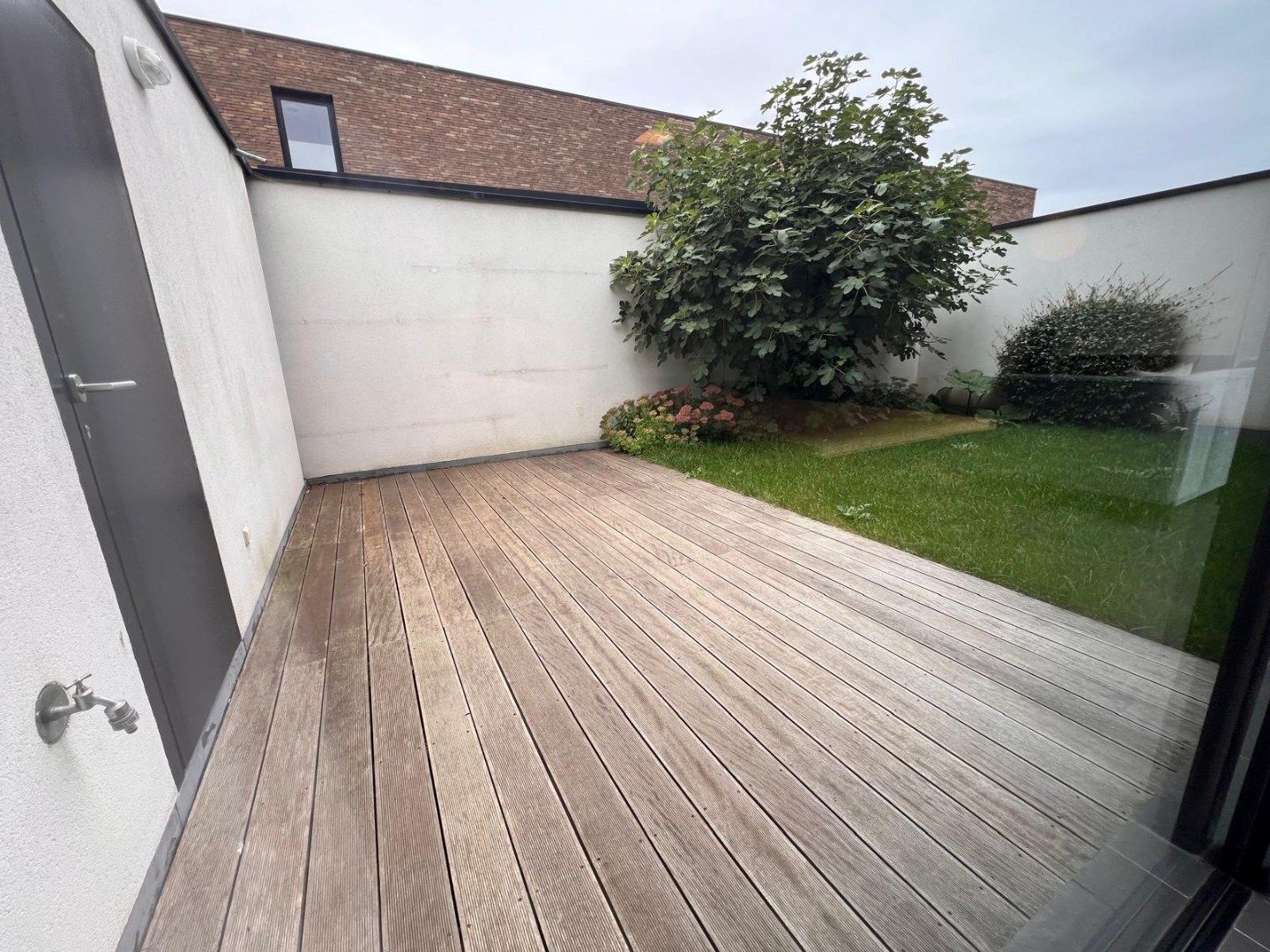 Volledig gemeubelde woning met all-in-service - ideaal voor expats foto 27