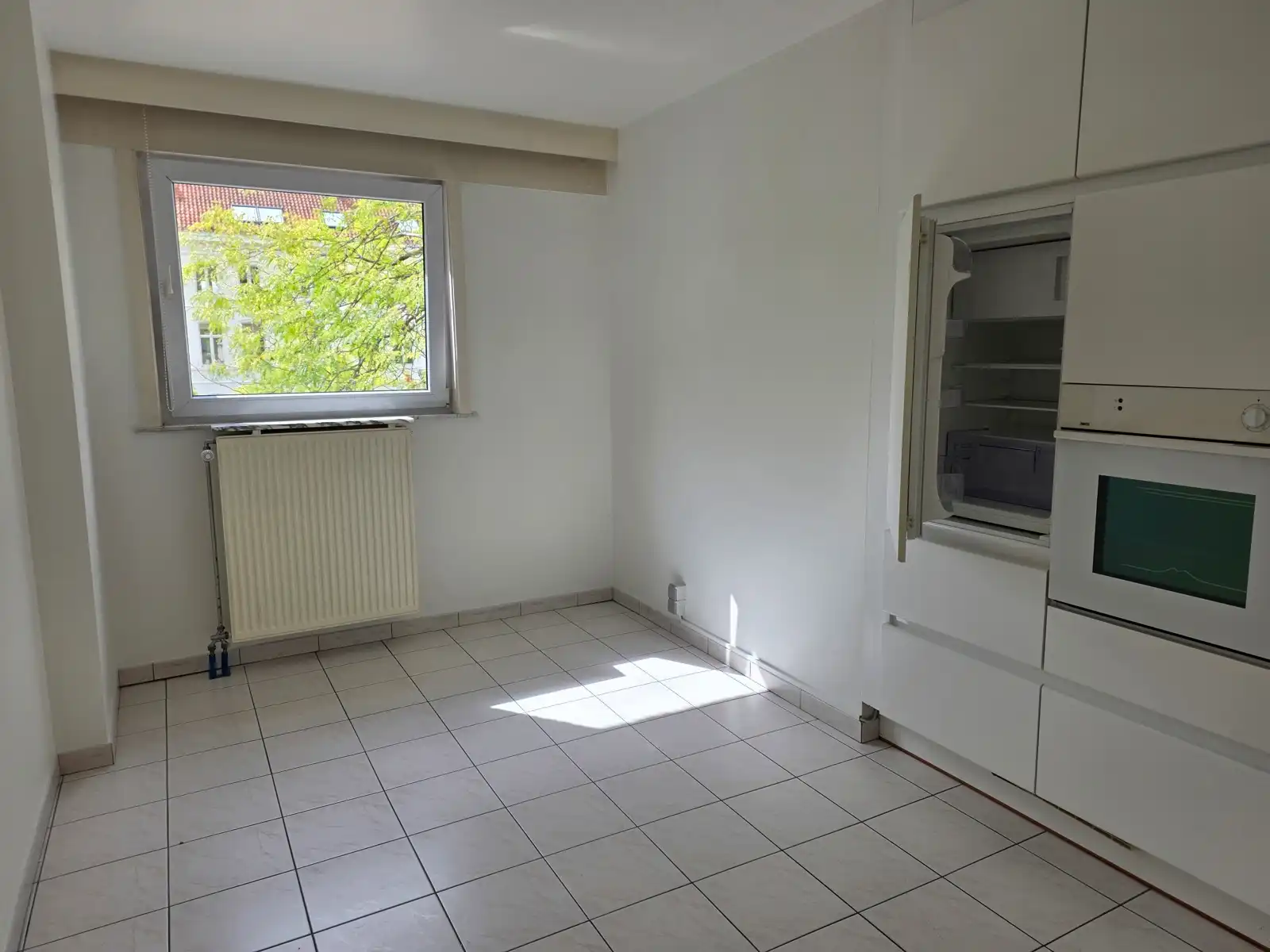 Instapklaar appartement met dubbele garage op de Veemarkt!!! foto 9