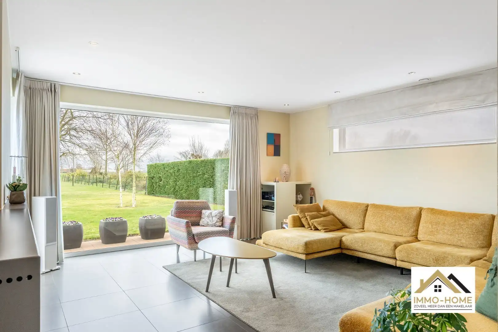Vrijstaande woning met 3000M2 grond en landelijk uitzicht!! foto 7