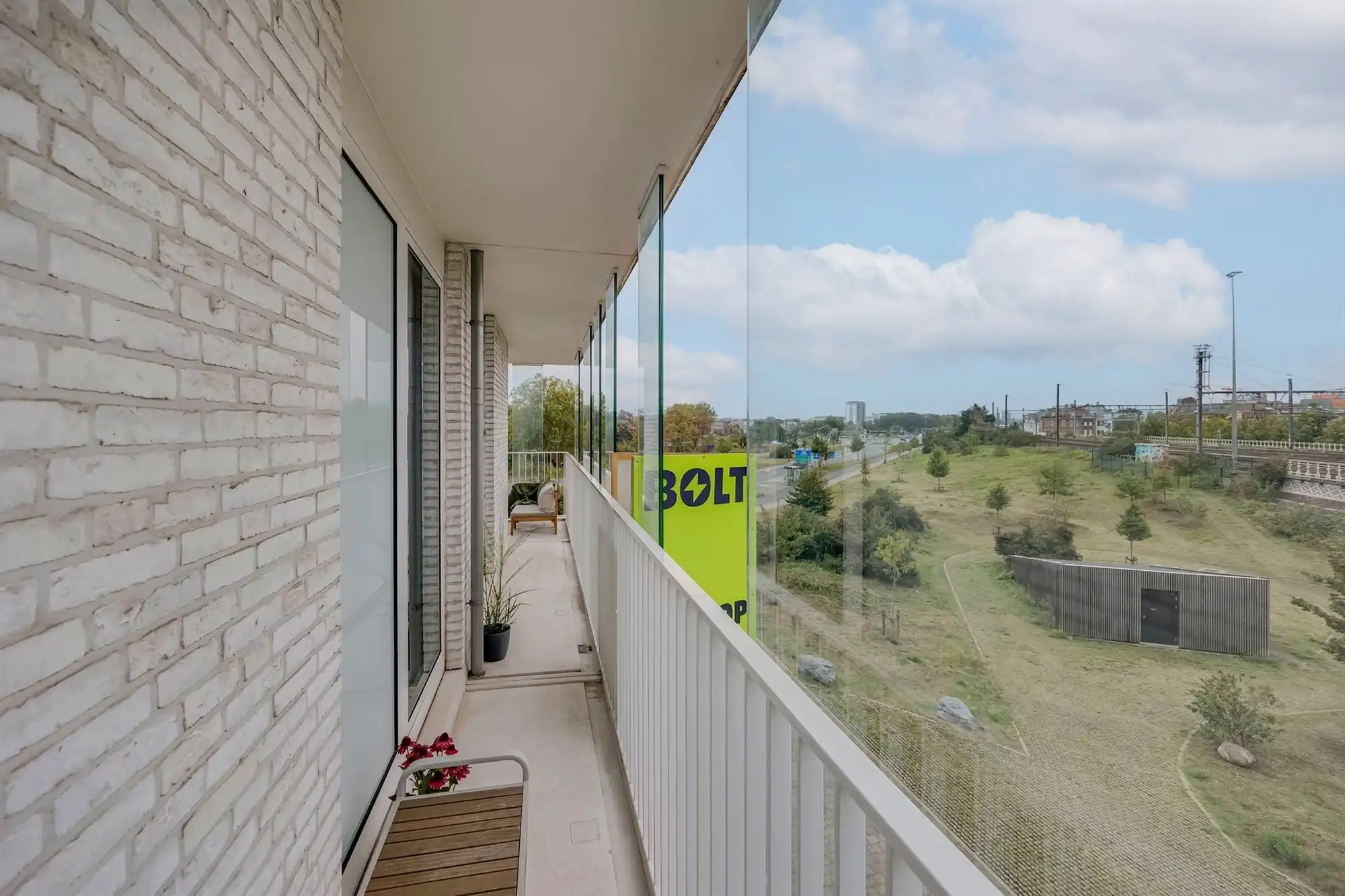 Luxueus hoekappartement met ruim zuidgericht terras foto 9