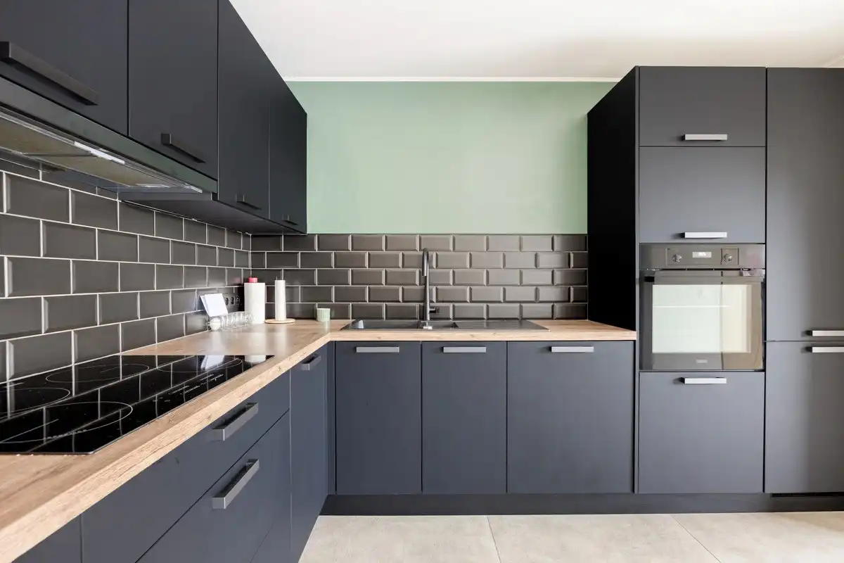 Halfopen bebouwing met 3 slaapkamers, tuin en garage foto 18