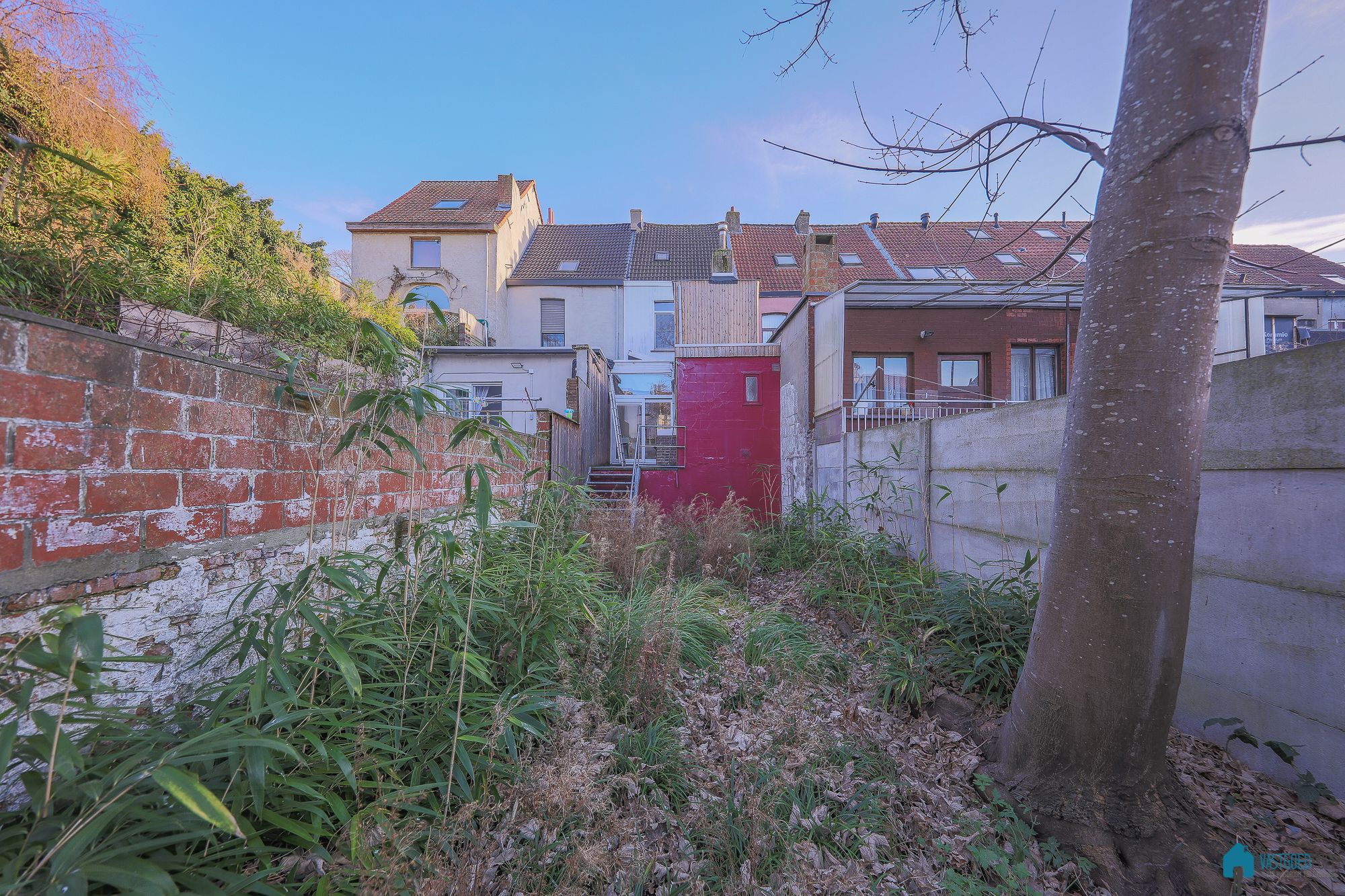 Ruime ééngezinswoning met tuin en terras foto 11