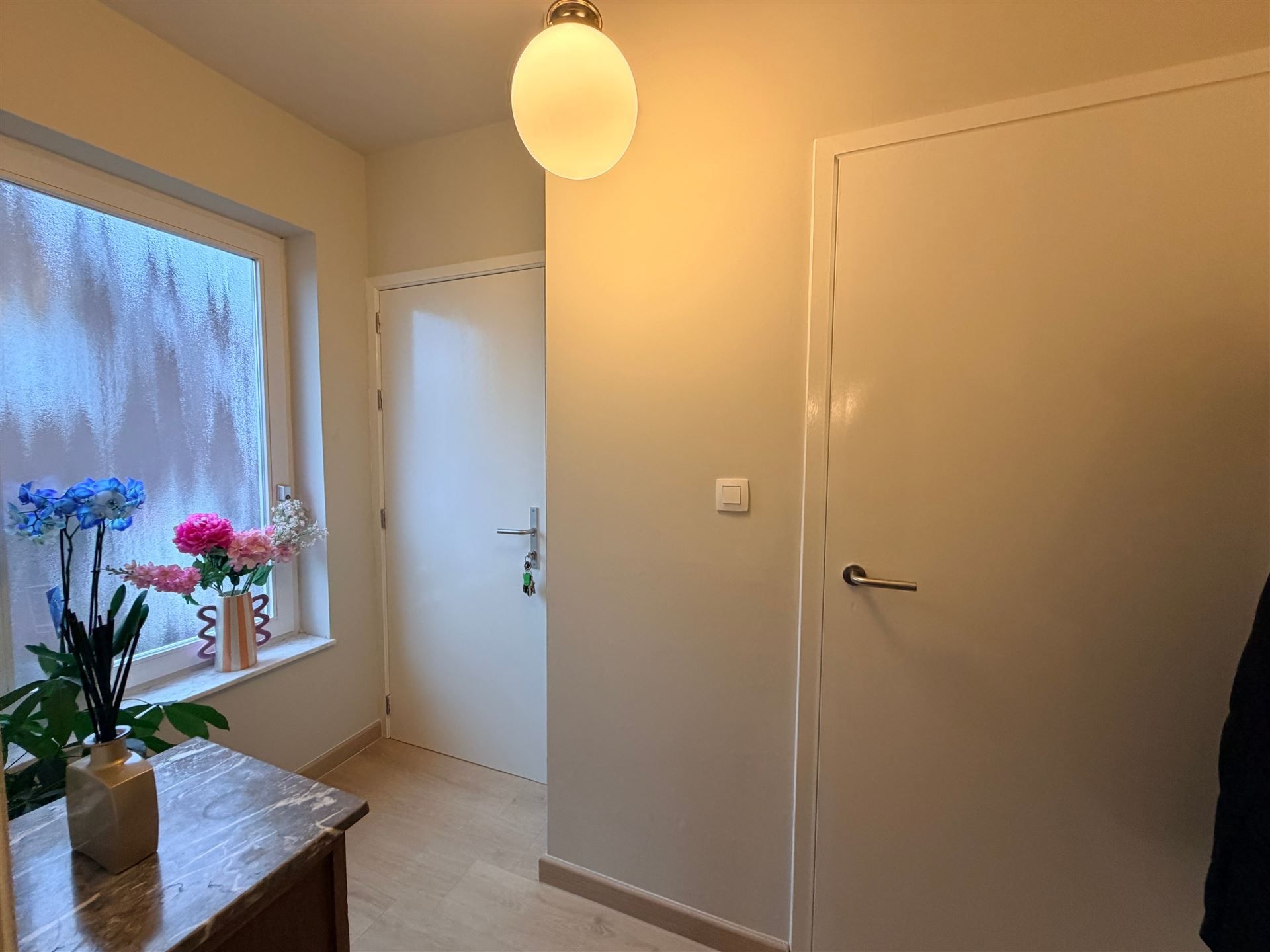 Appartement met 2 slaapkamer en terras foto 2