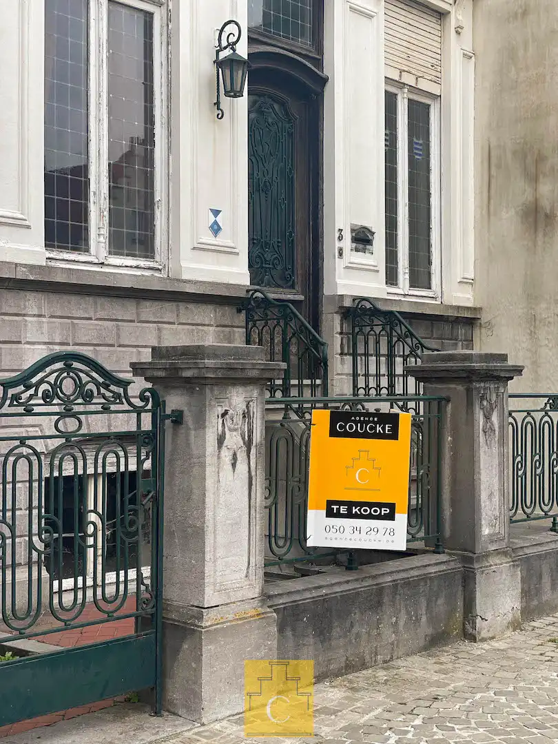 Authentiek herenhuis aan de Sint-Annarei foto 32