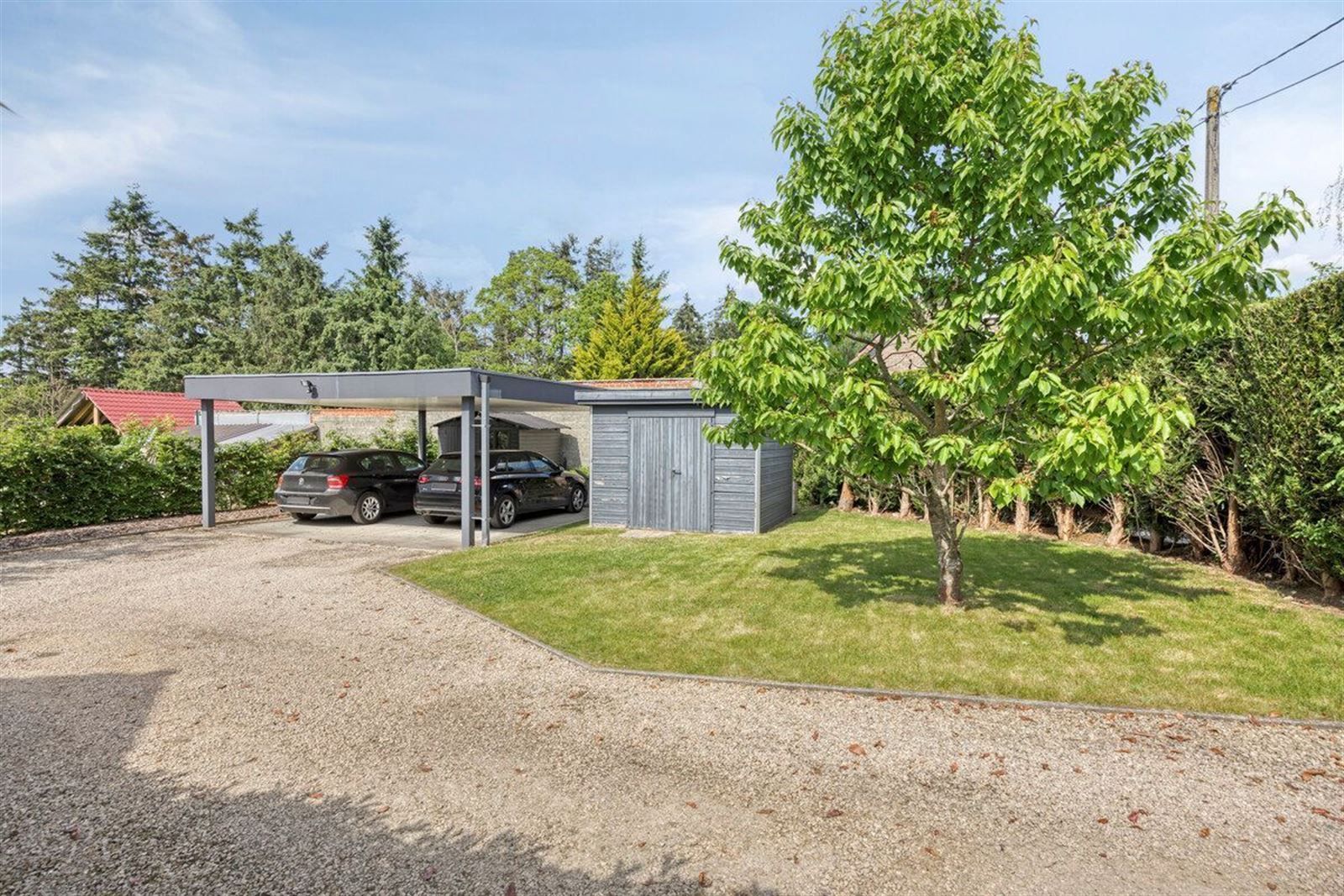 Instapklare, rustig achterin gelegen 3-gevelwoning nabij Hallerbos! foto 31