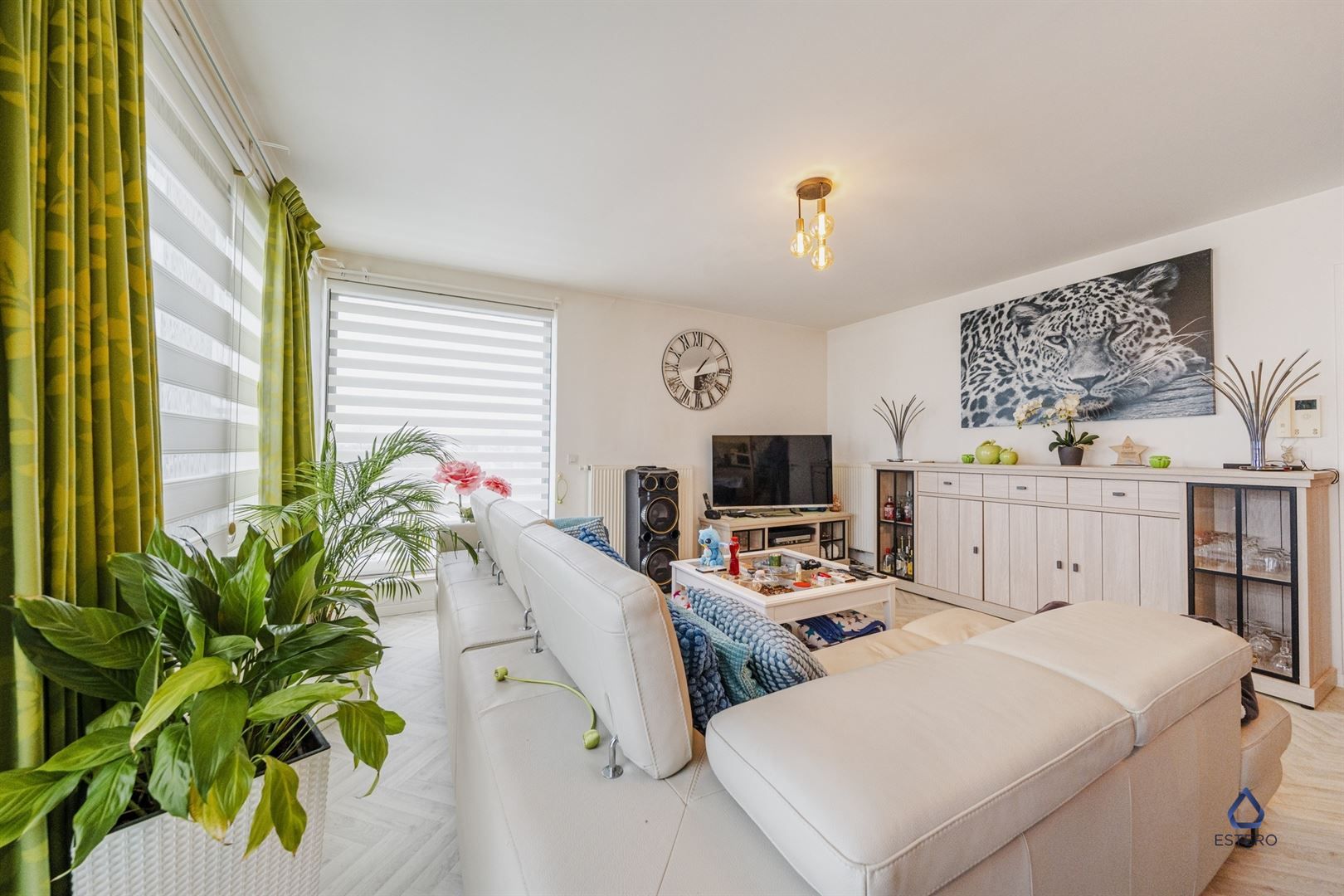 Instapklaar 3-slaapkamer appartement met dakterras foto 4