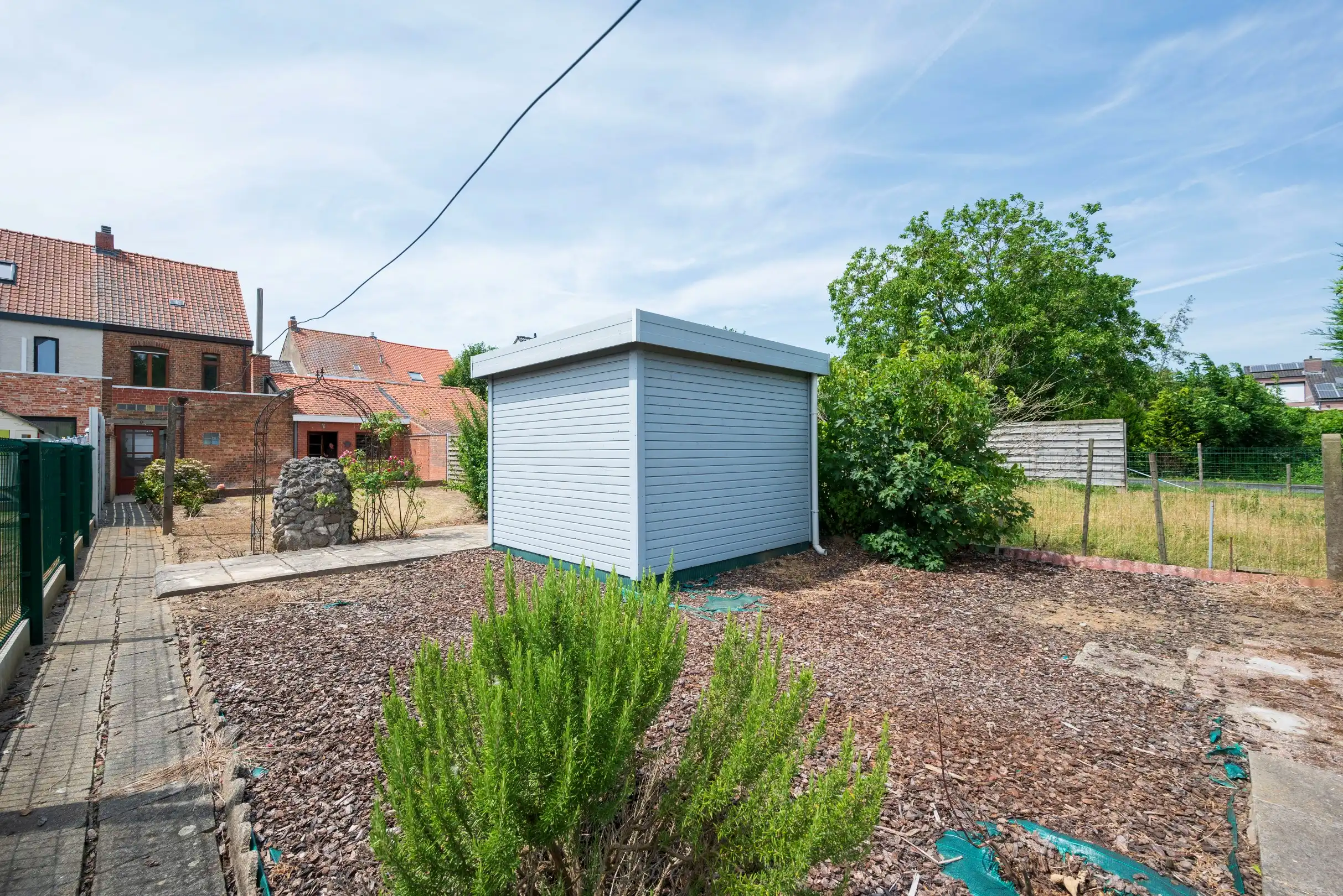 Goed onderhouden woning met garage, oprit en uitbreidingsmogelijkheden foto 7