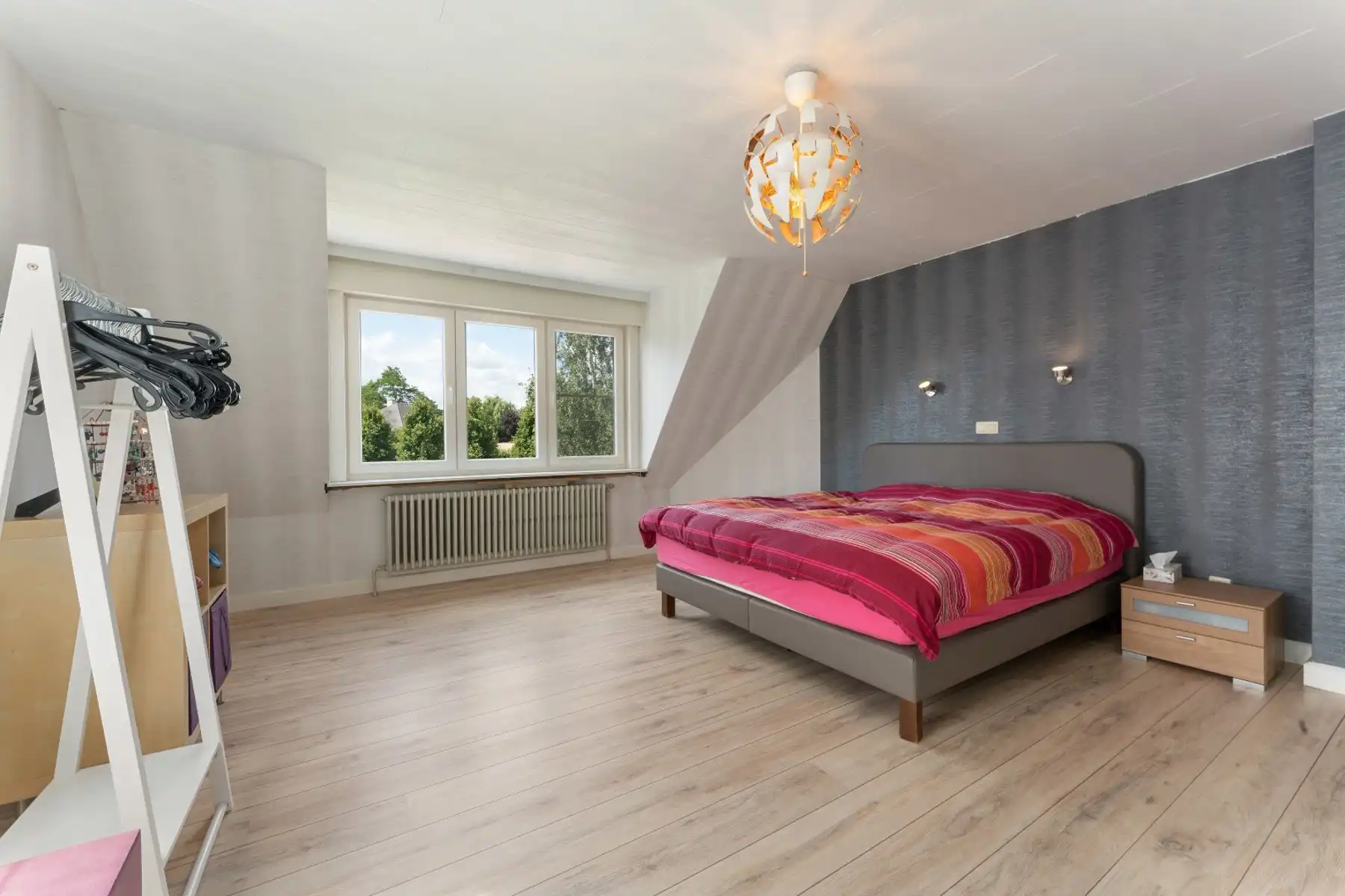 Statige open bebouwing met 4 slaapkamers, bureel, tuin, terras en garage in Izegem foto 11